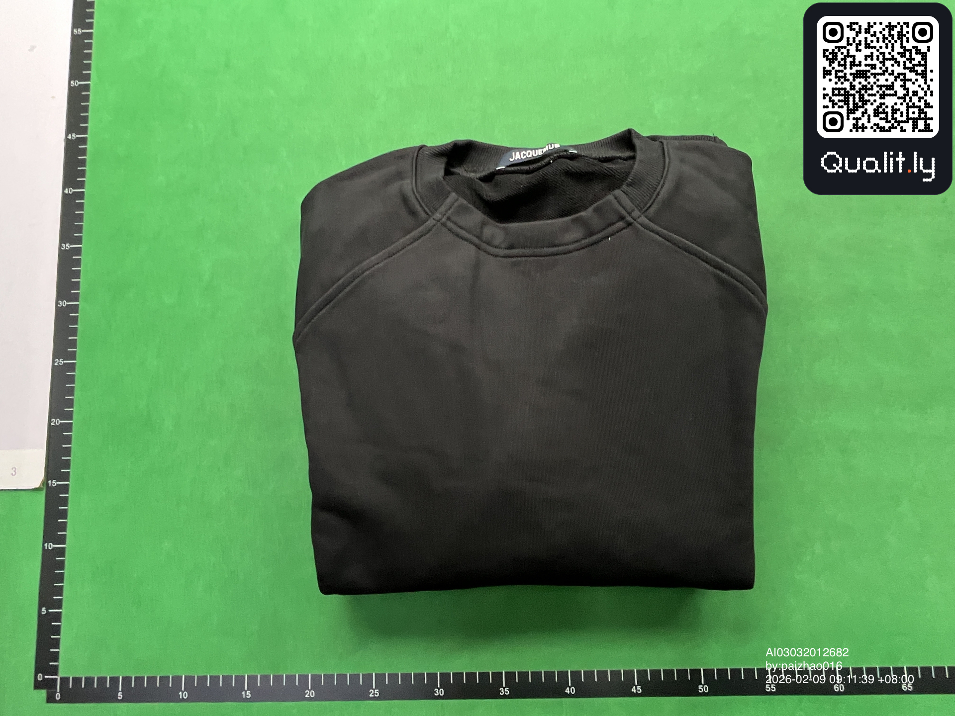 Hoodie — QC-foto 1 av 4
