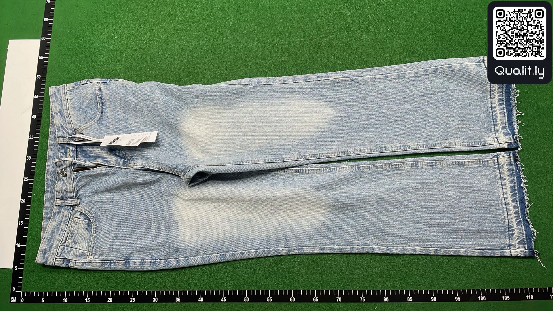 Jeans — QC-foto 2 av 16