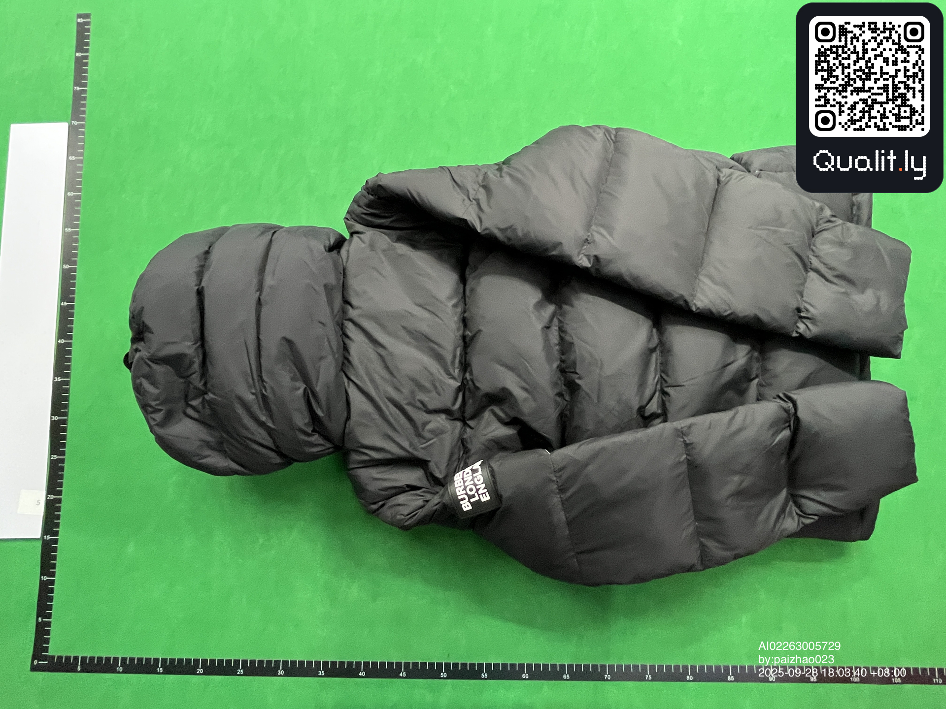 Jacket QC photo 2 of 38