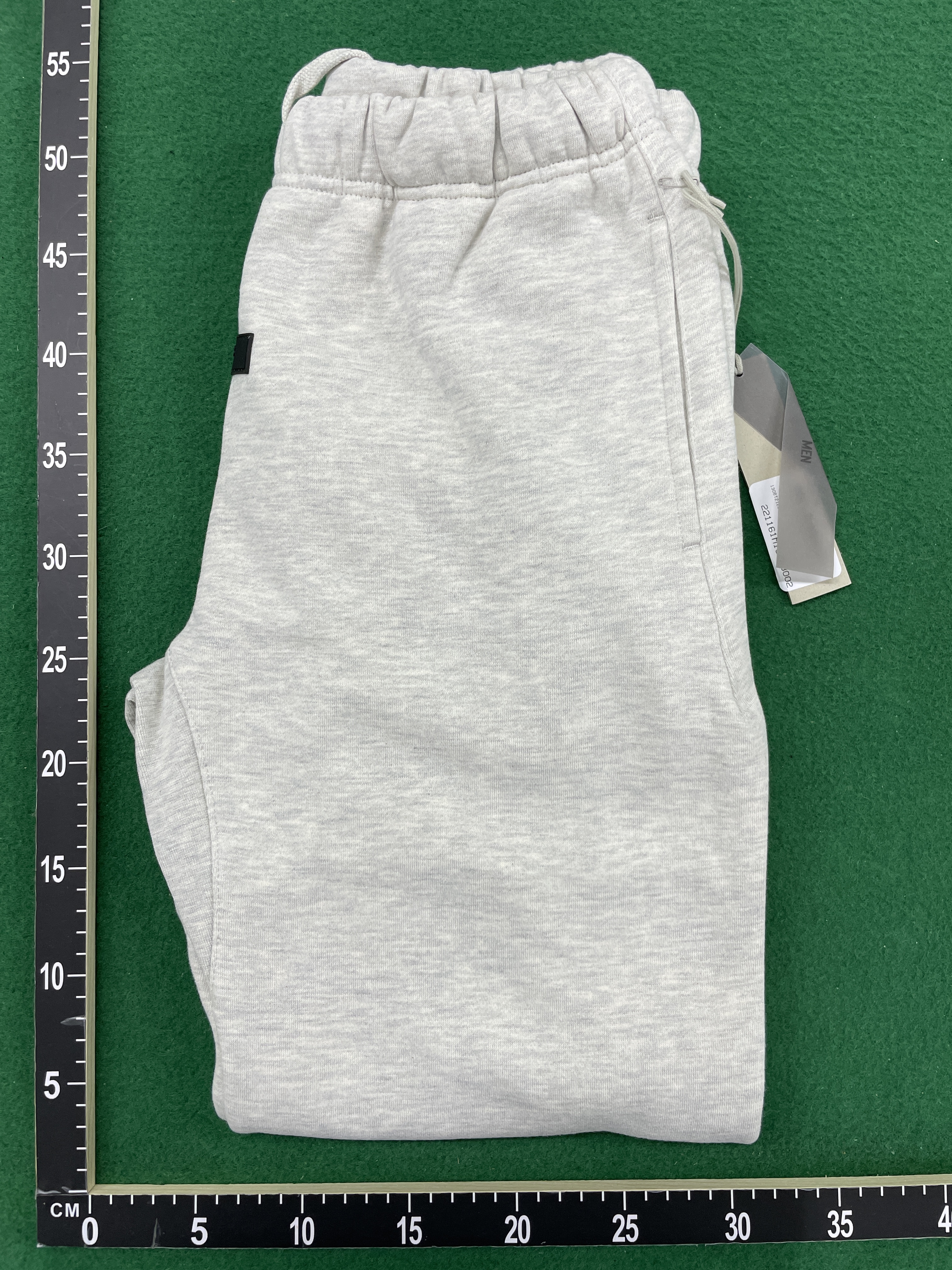 Pants QC photo 1 of 45