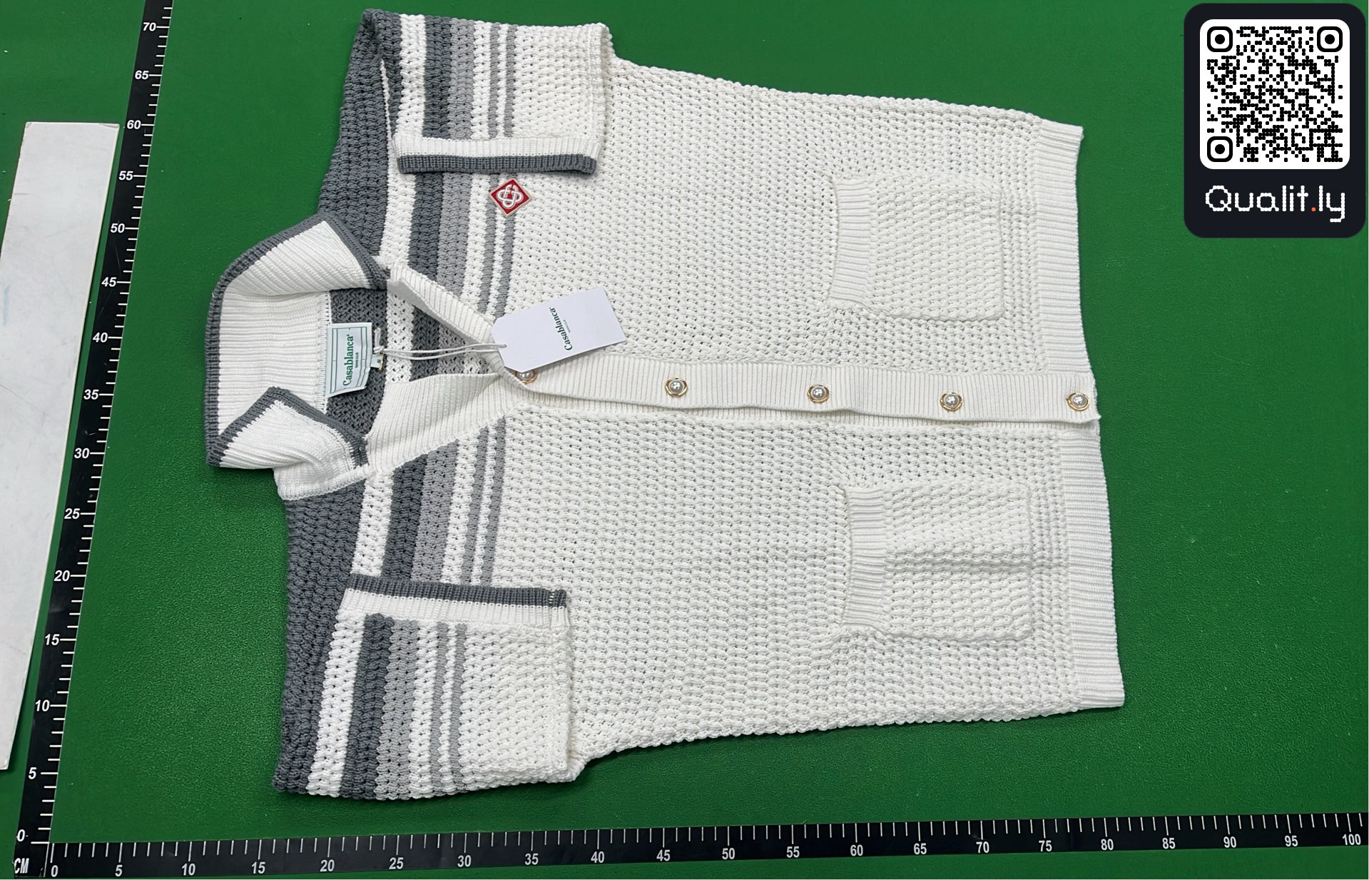 Sweater QC photo 2 of 8