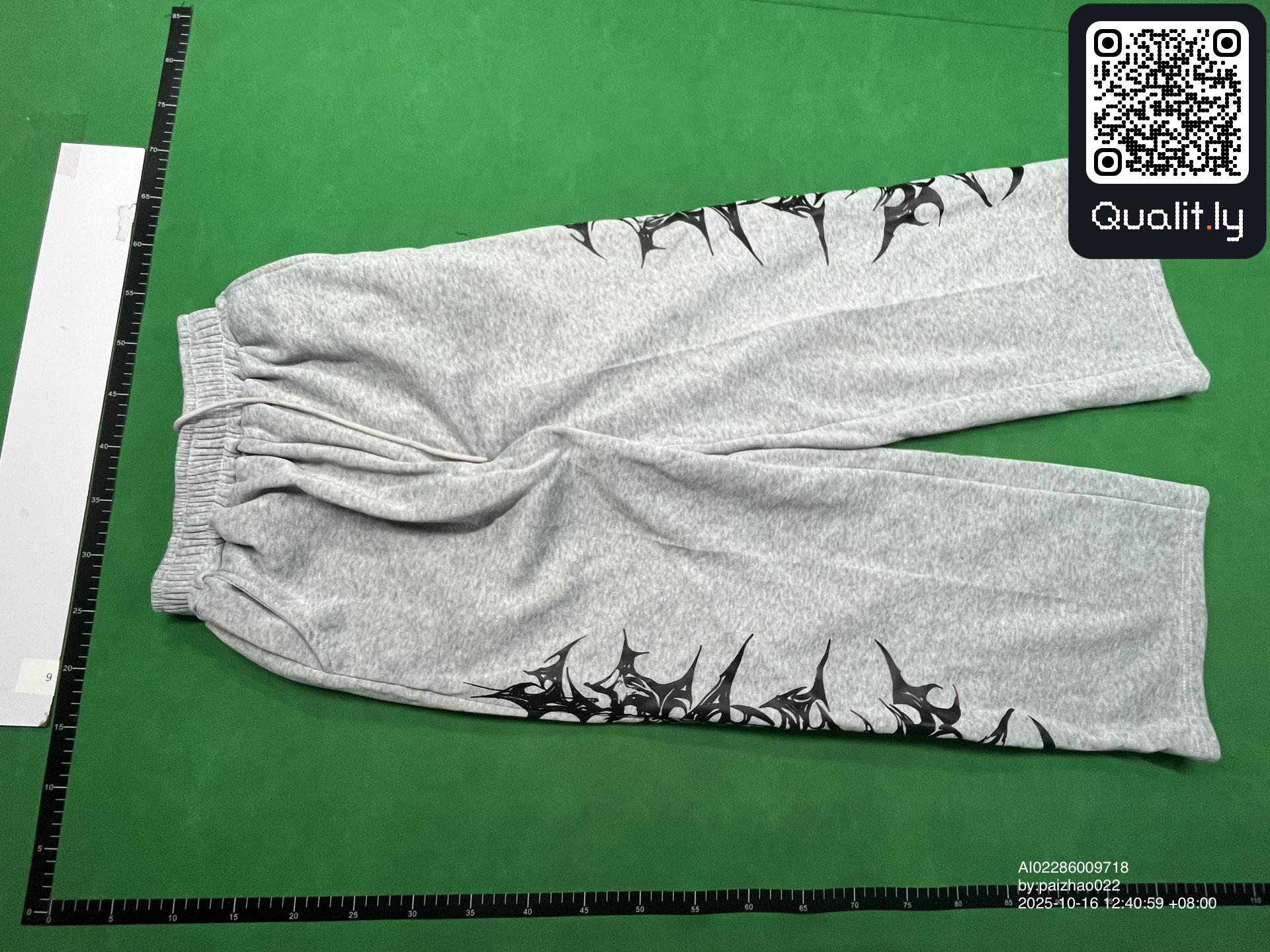 Pantalón — foto QC 3 de 4