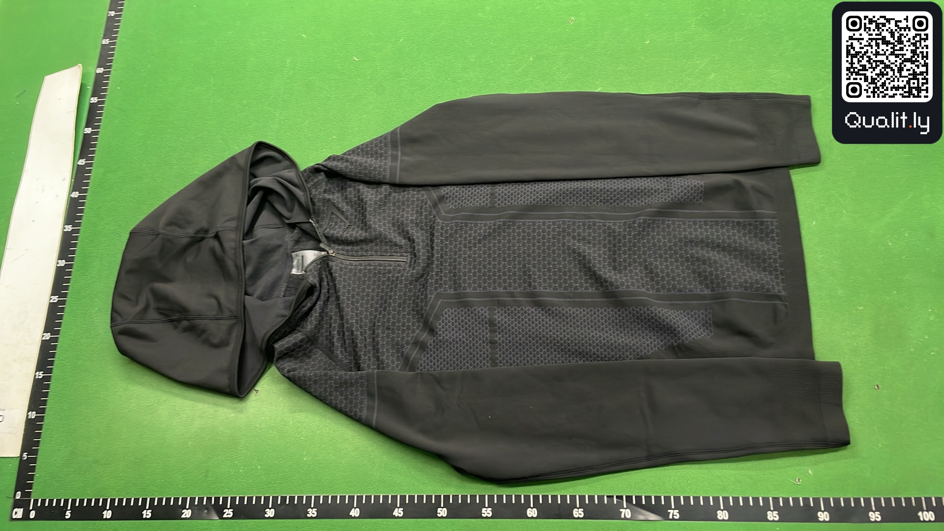 Camisola com capuz — foto QC 2 de 38