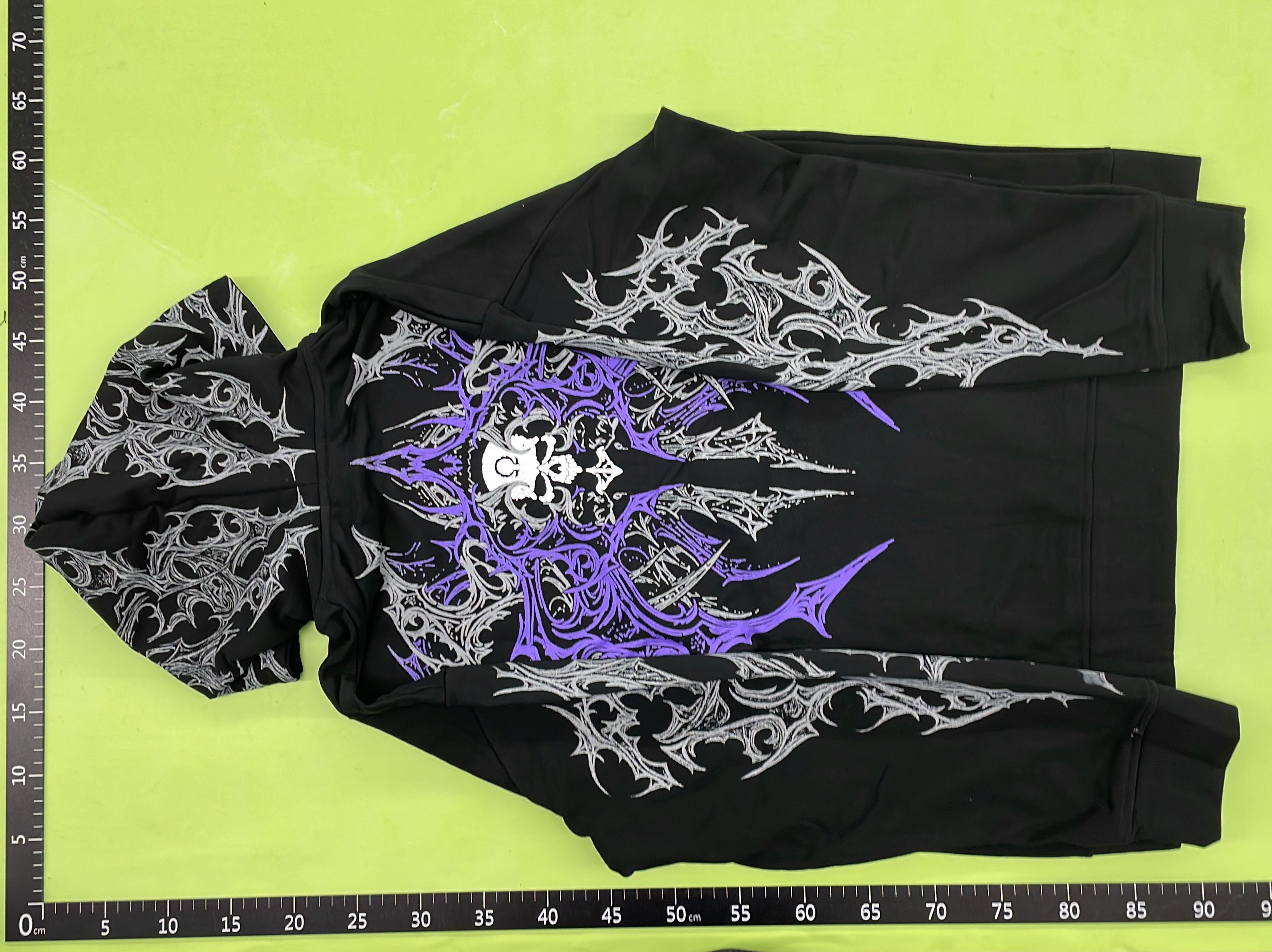 Sweatshirt QC photo 3 of 8