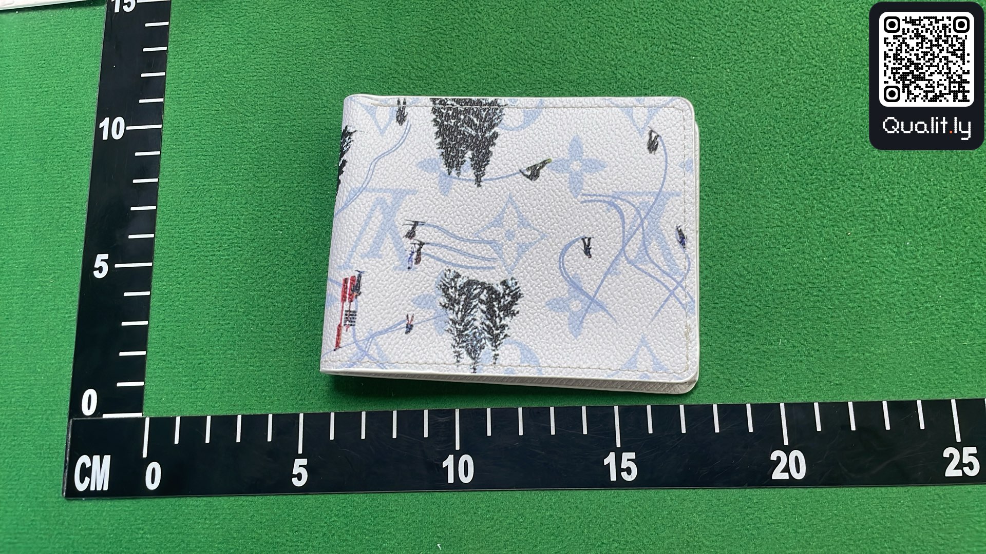 钱包 QC 照片 2 / 3