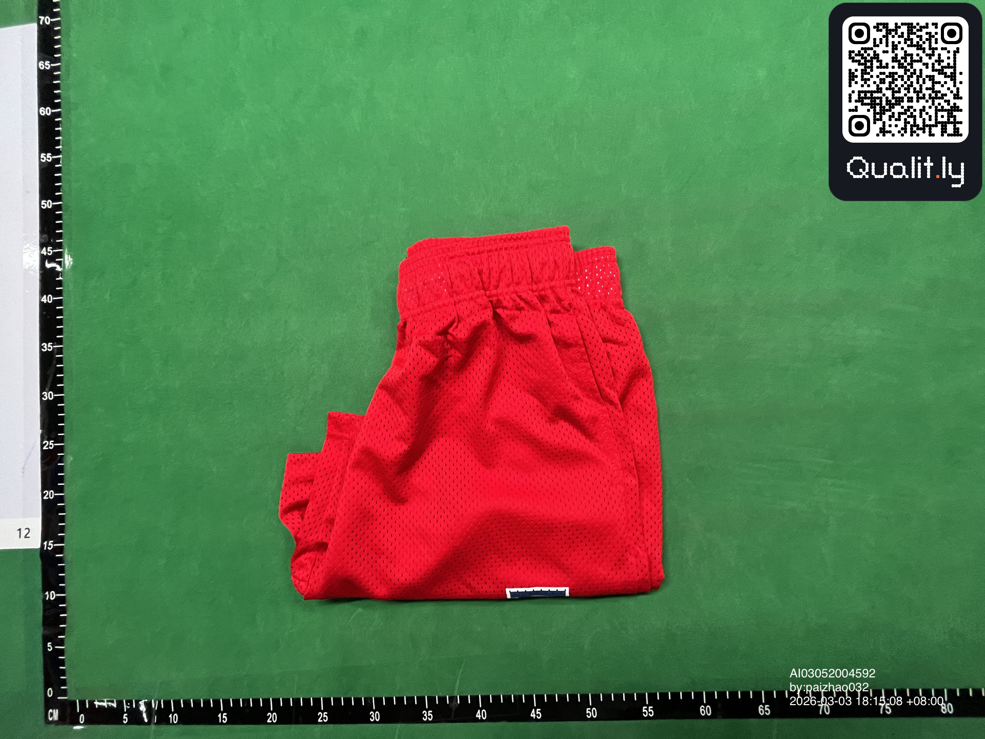 Short — photo QC 1 sur 28