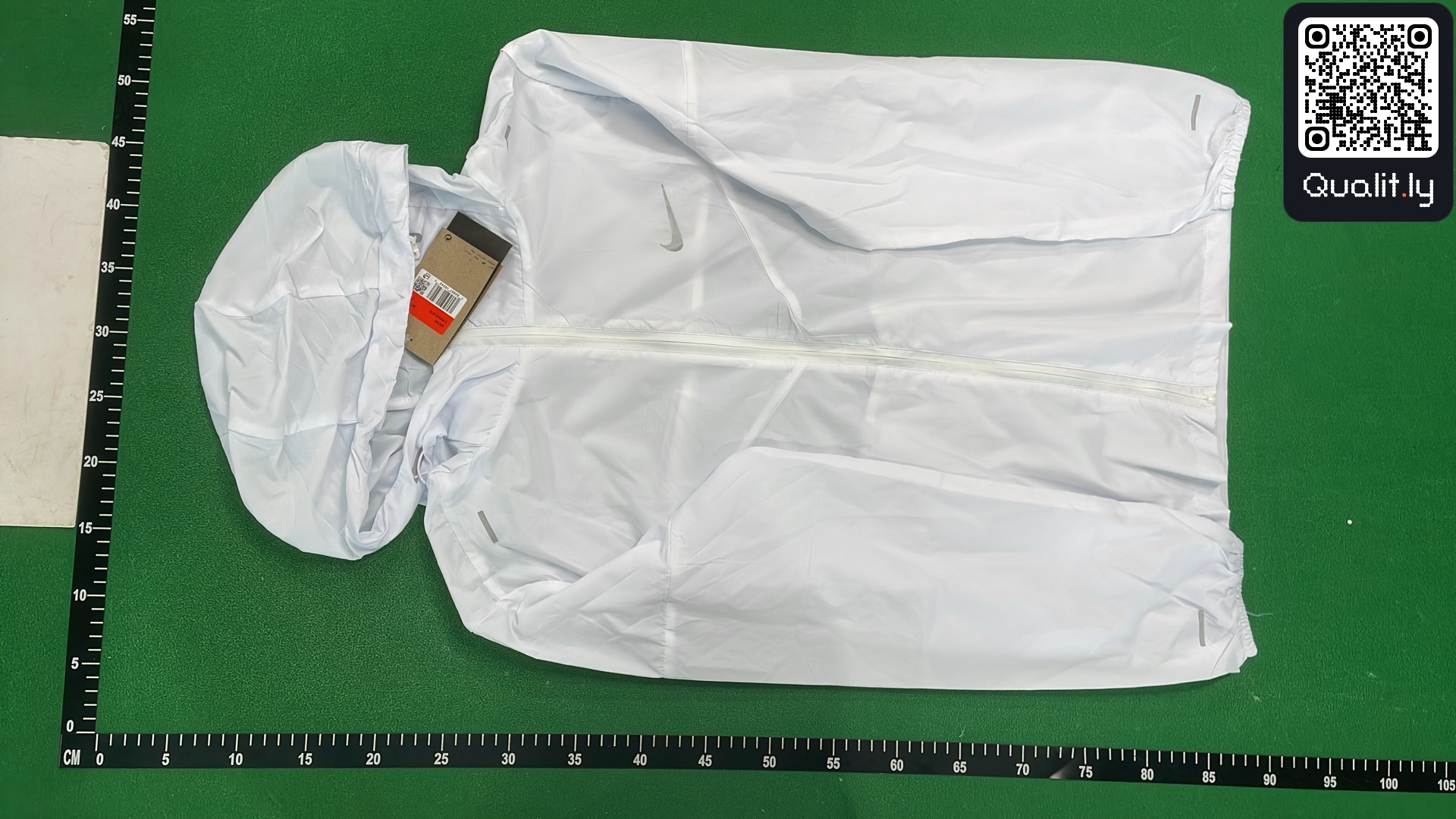 Jacket QC photo 2 of 12