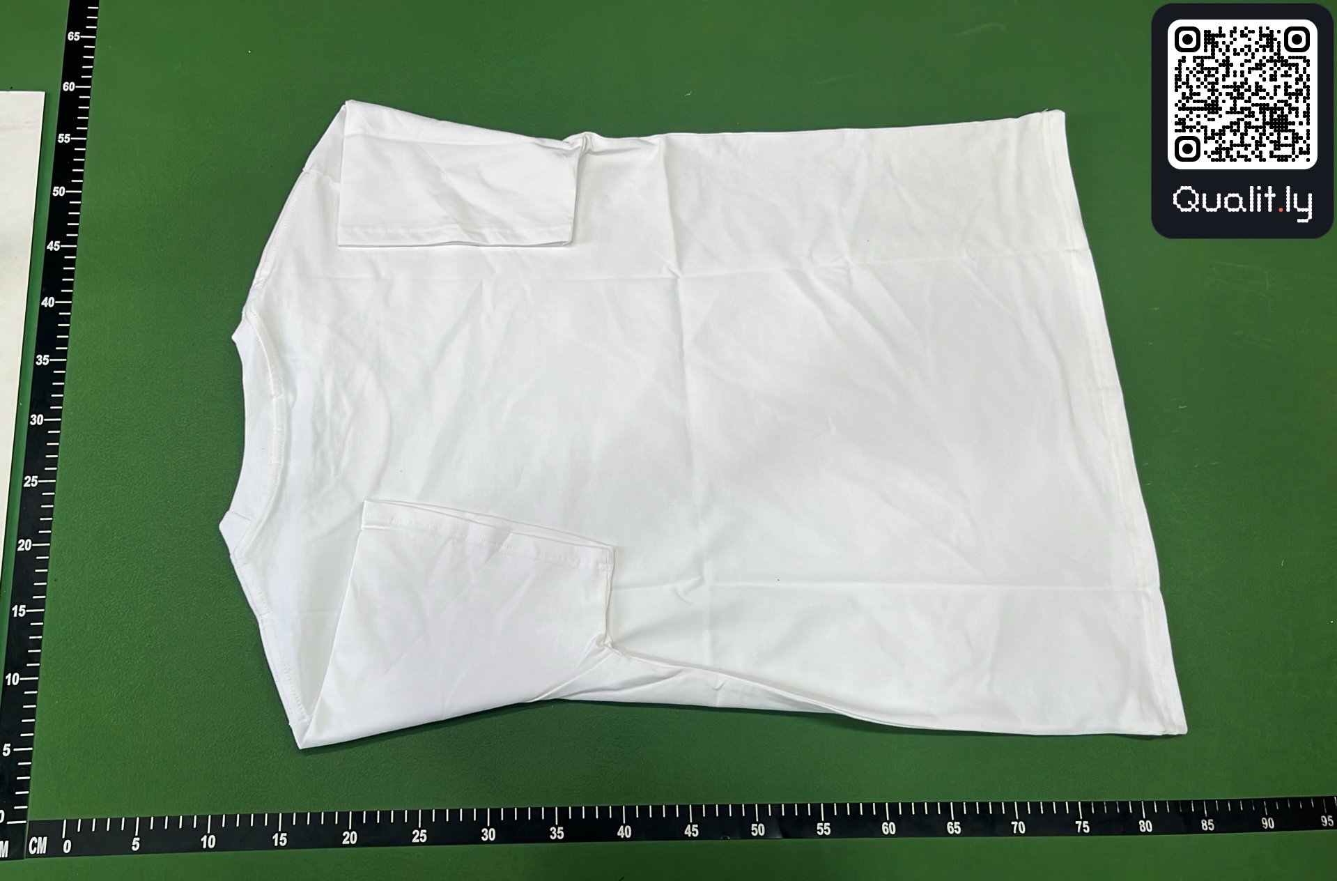 T-shirt QC photo 3 of 258