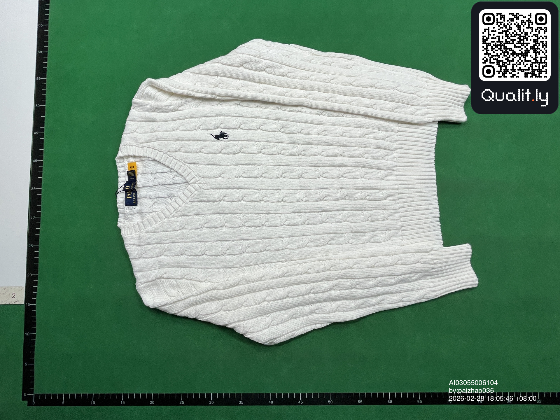Sweter — zdjęcie QC 3 z 4