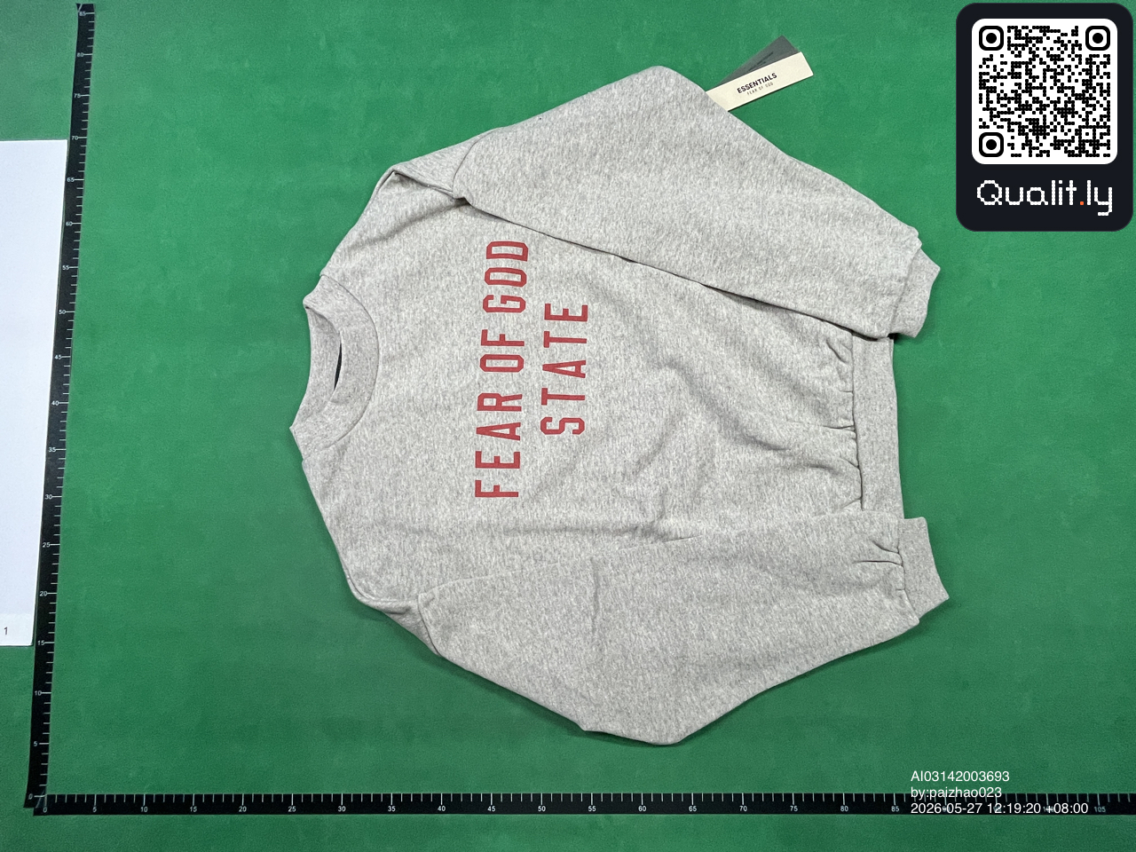 Sweater — QC-foto 2 van 18