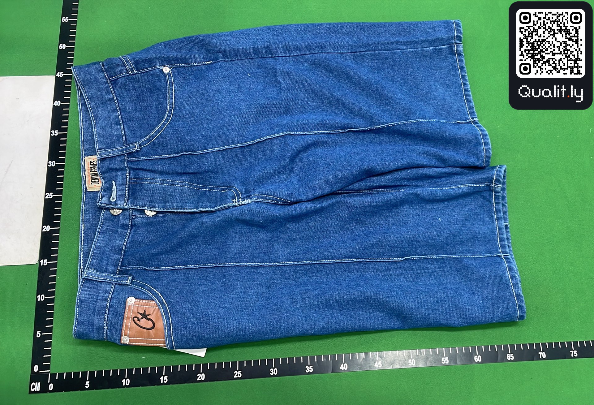 Jeans — QC-foto 2 av 111
