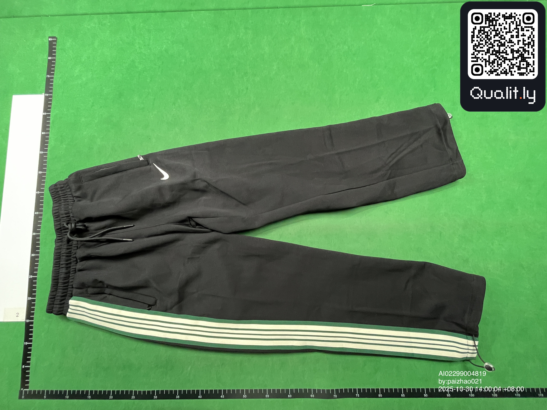 Sweatshirt QC photo 2 of 64