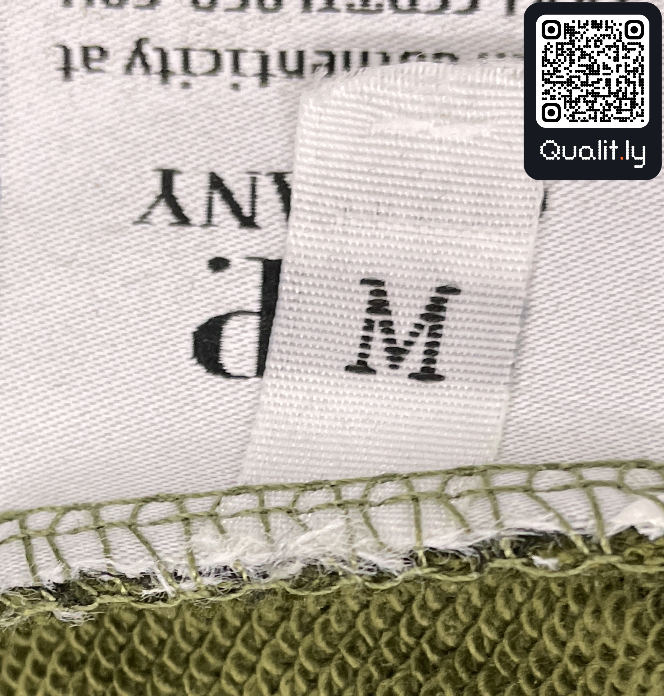 Hoodie — QC-Foto 2 von 10