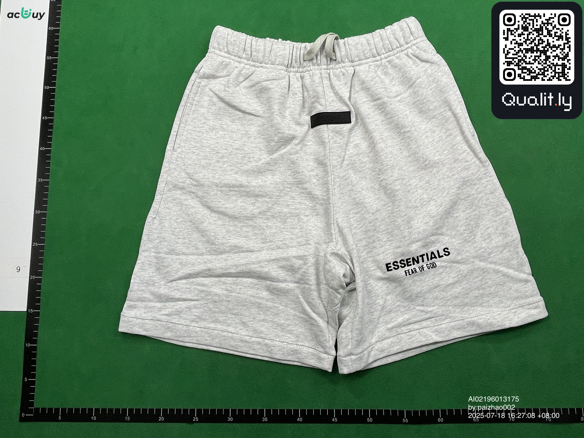 Camiseta — foto QC 2 de 10