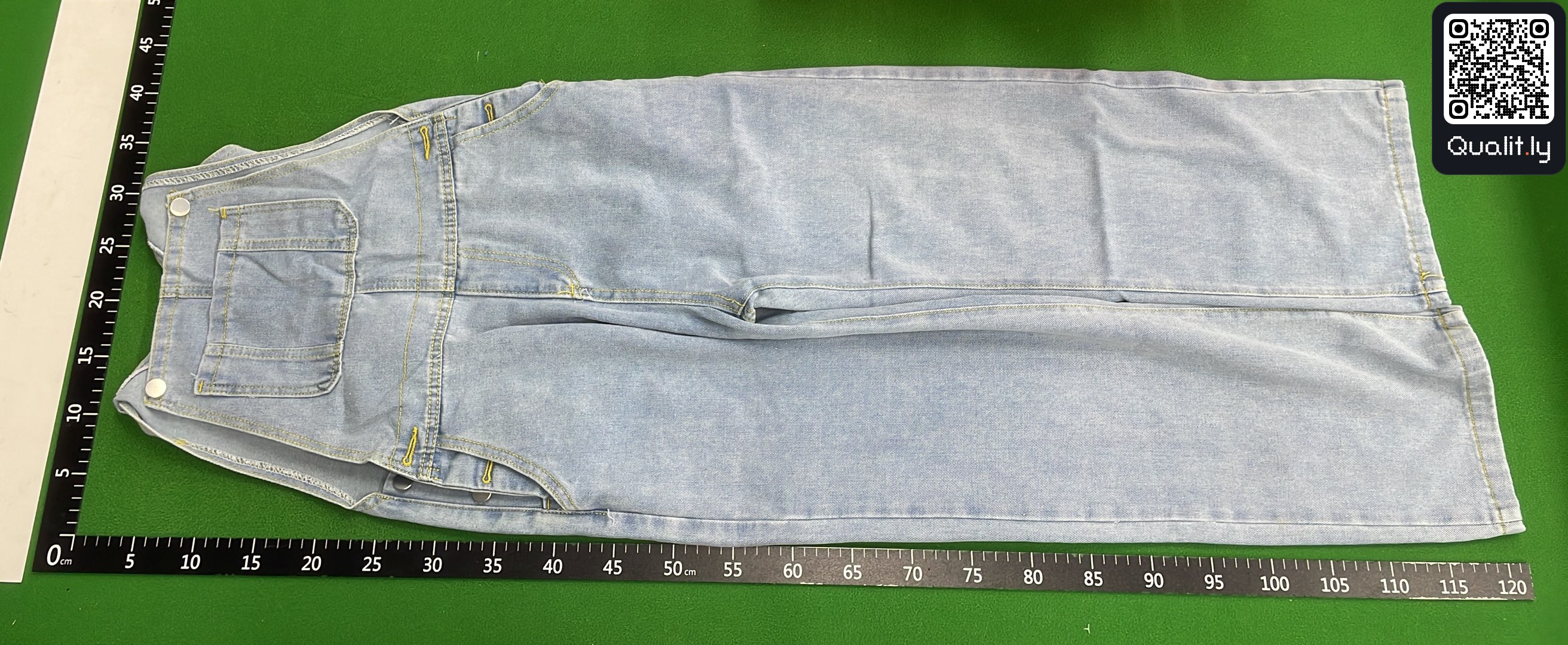 Jeans QC photo 2 of 4