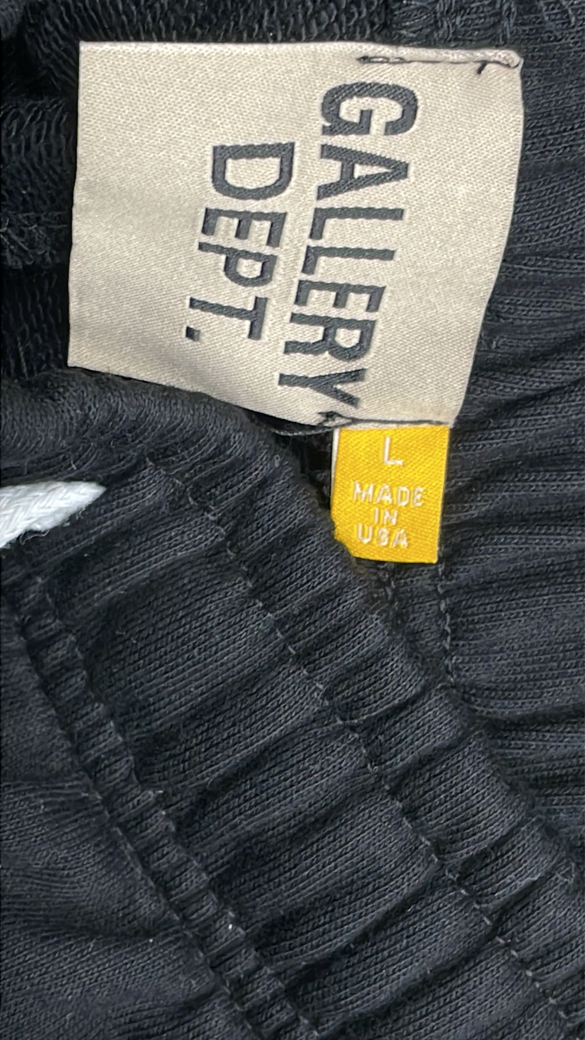 T-shirt QC photo 1 of 60