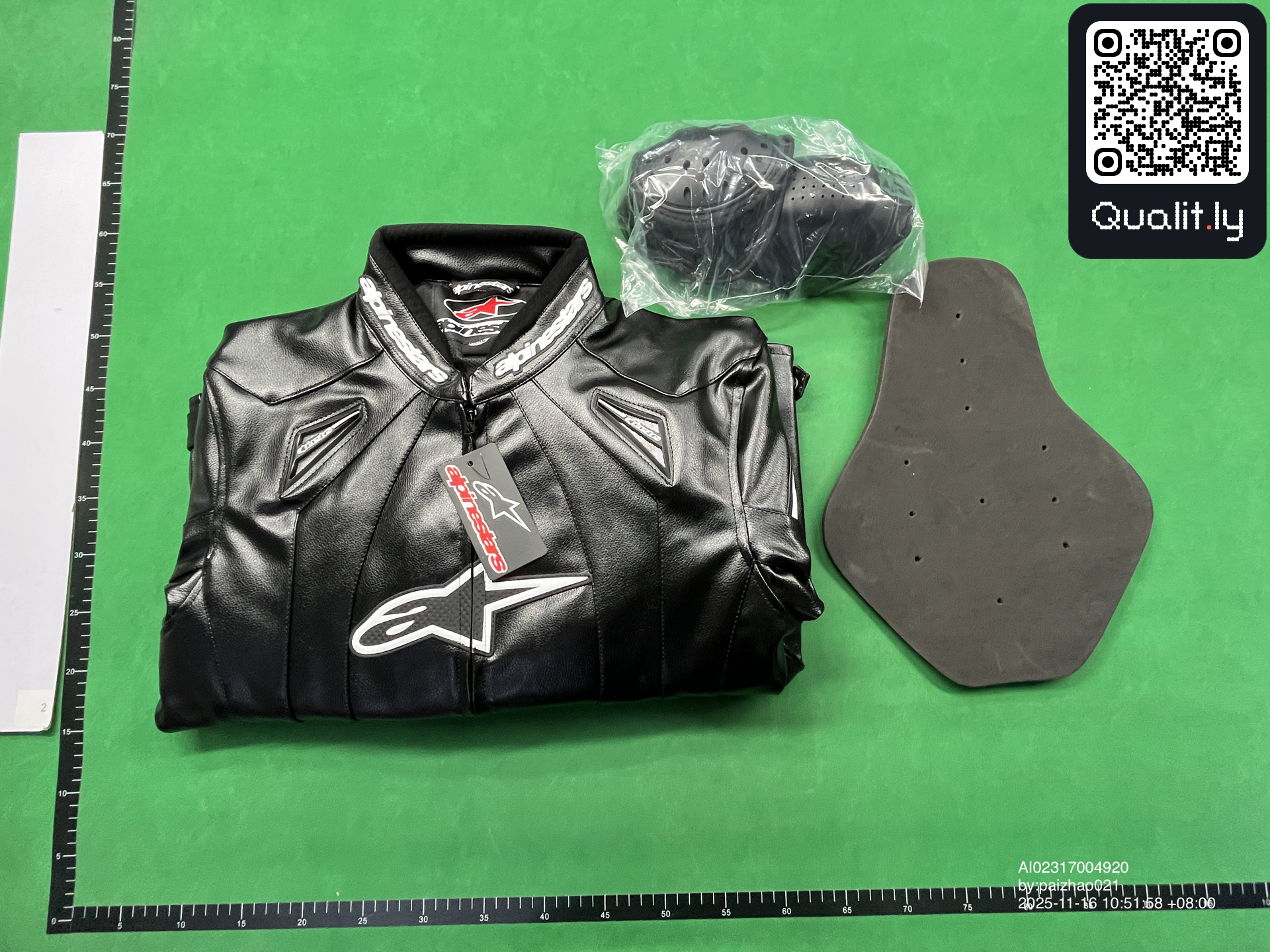 Jacket QC photo 1 of 40