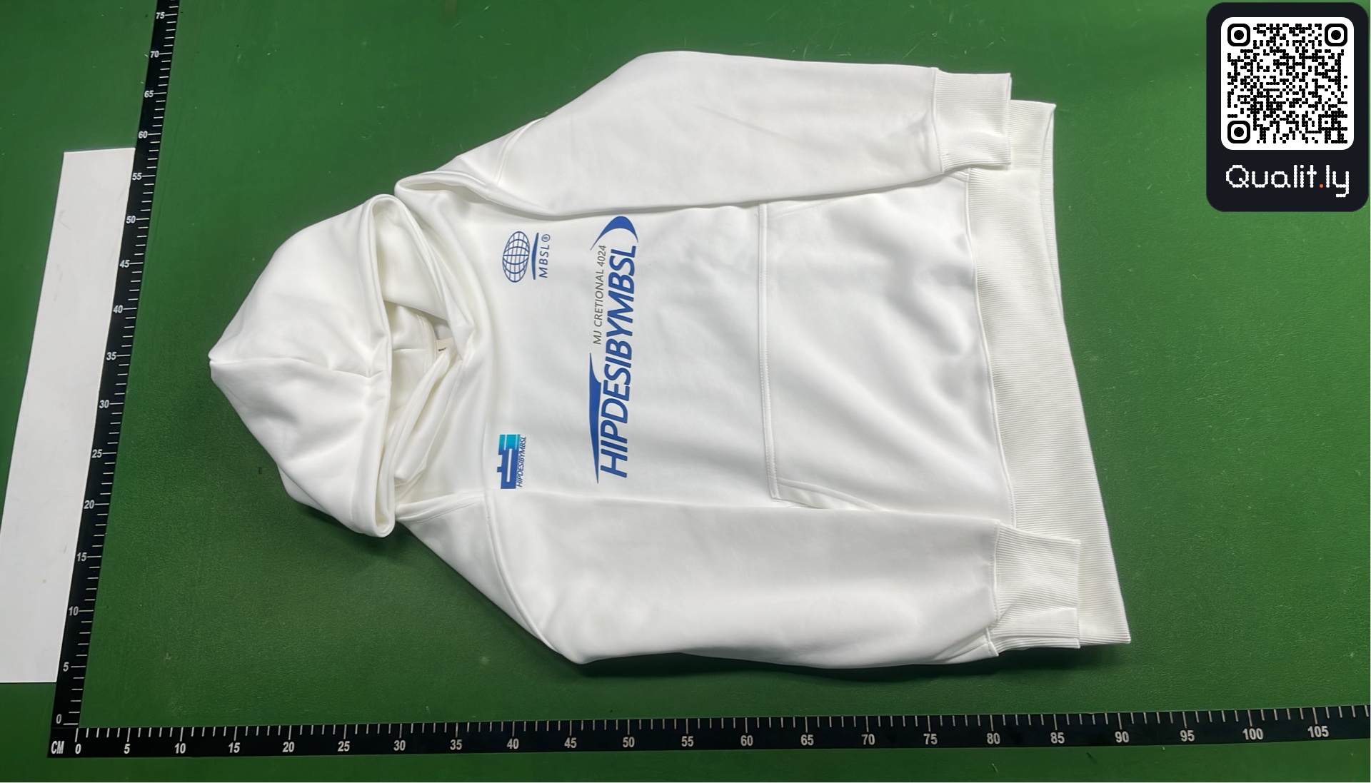 Hoodie QC photo 2 of 4