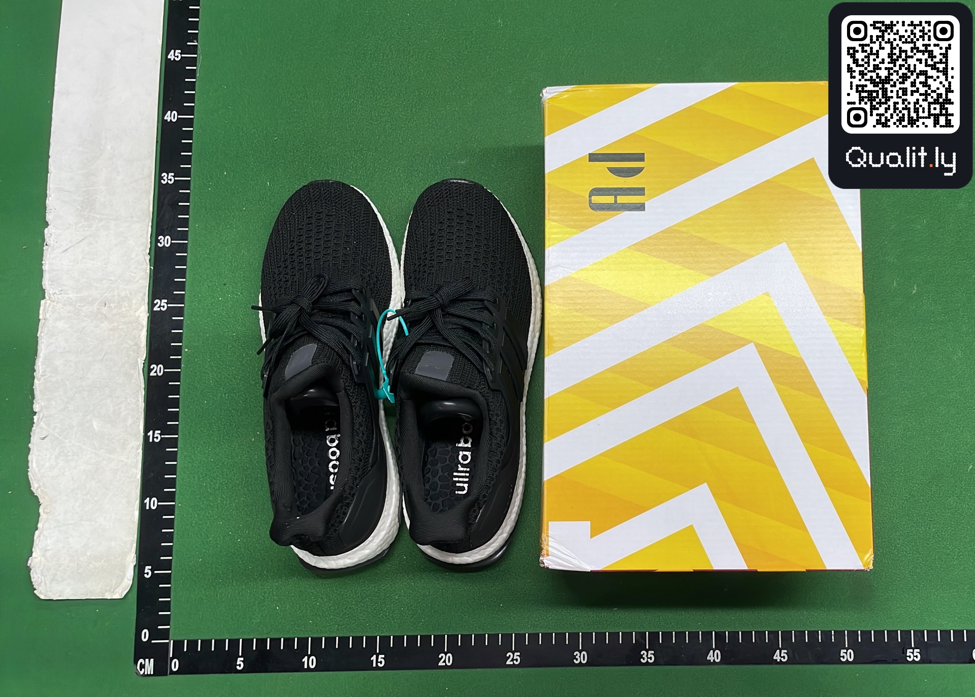 Sneaker — QC-Foto 1 von 76