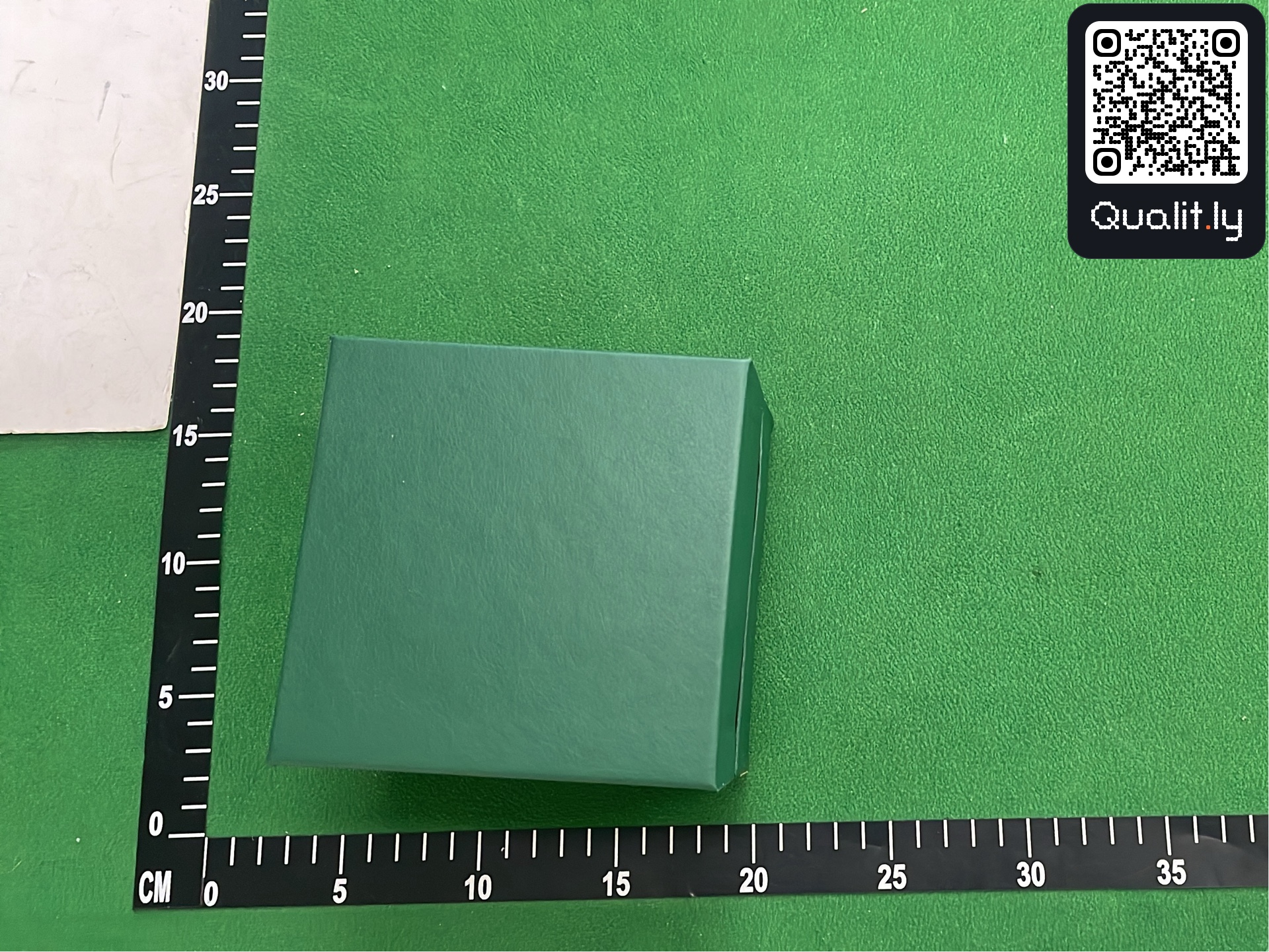 Klocka — QC-foto 2 av 3