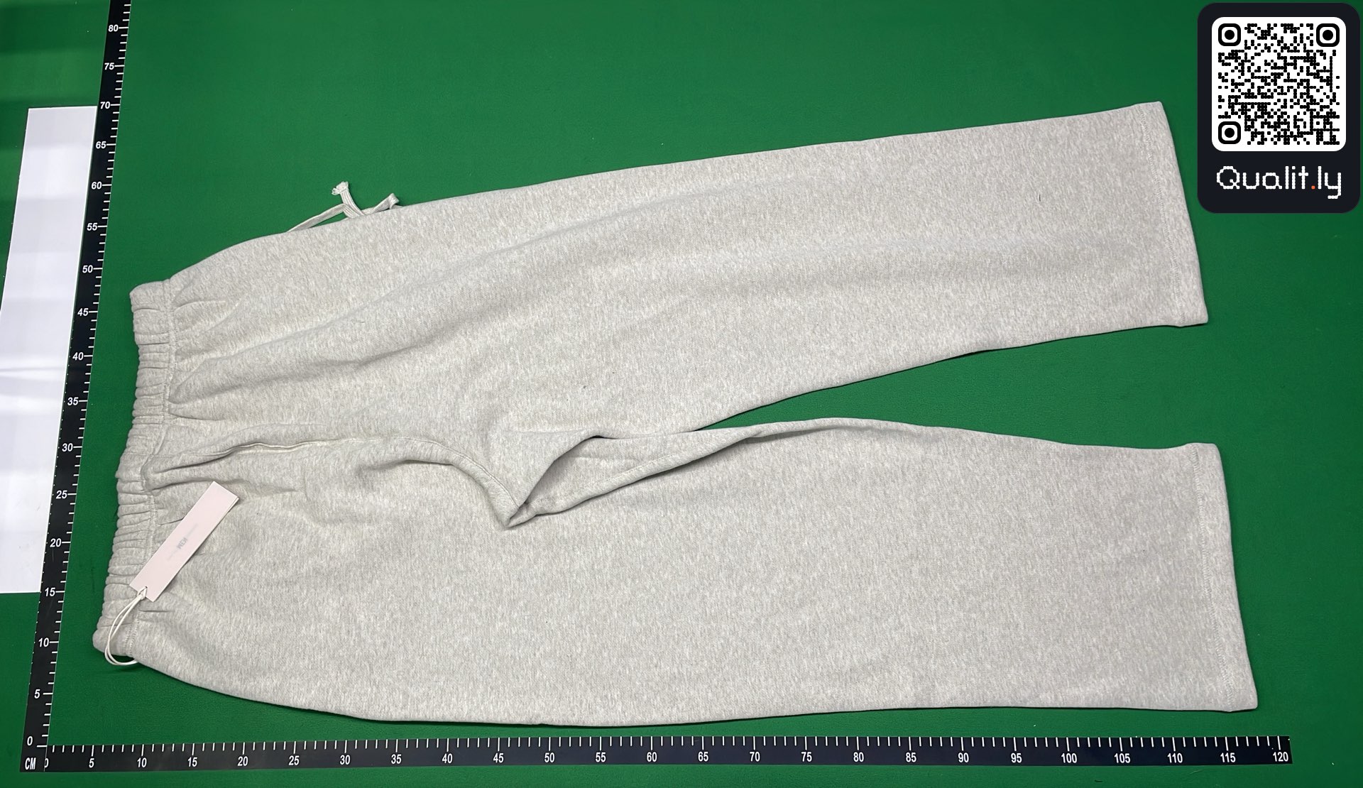 Pants QC photo 3 of 56