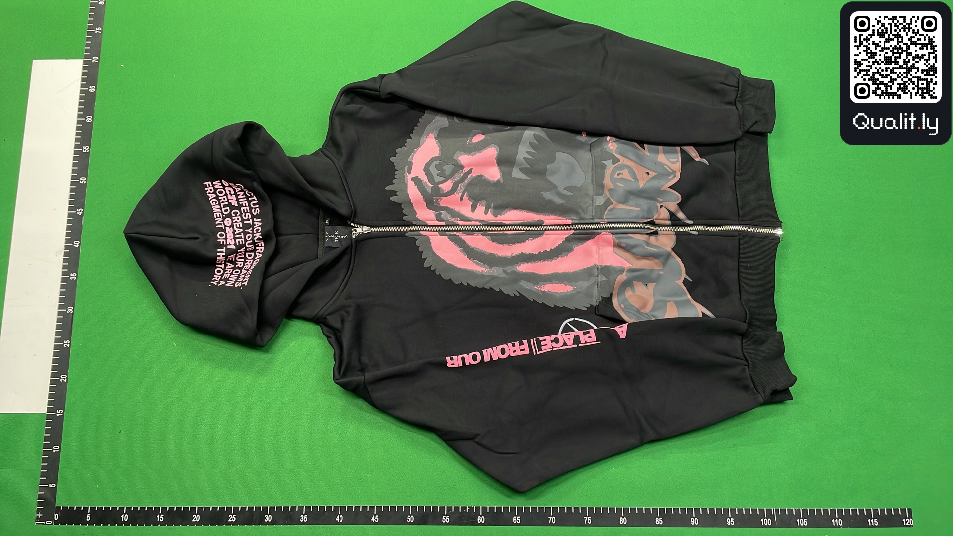 Hoodie QC photo 2 of 4
