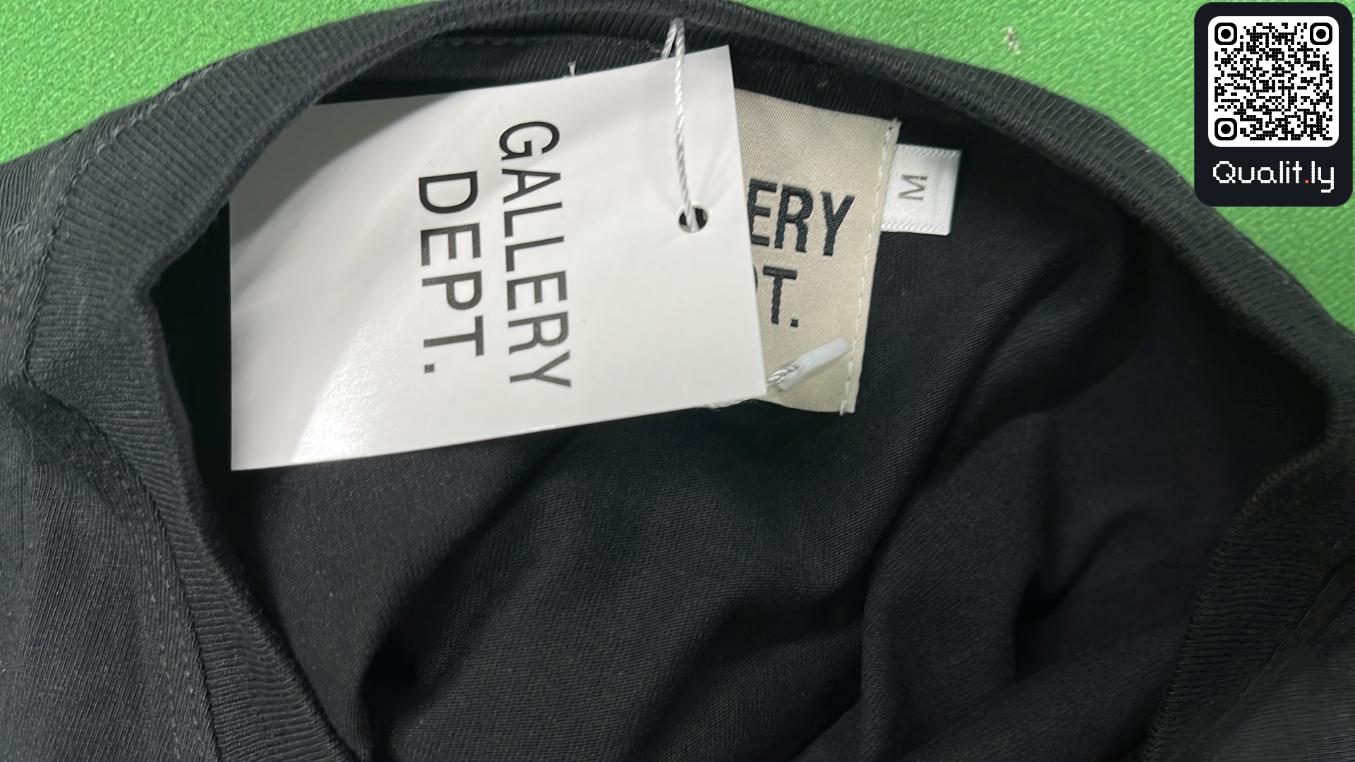 T-shirt — QC-foto 1 av 676