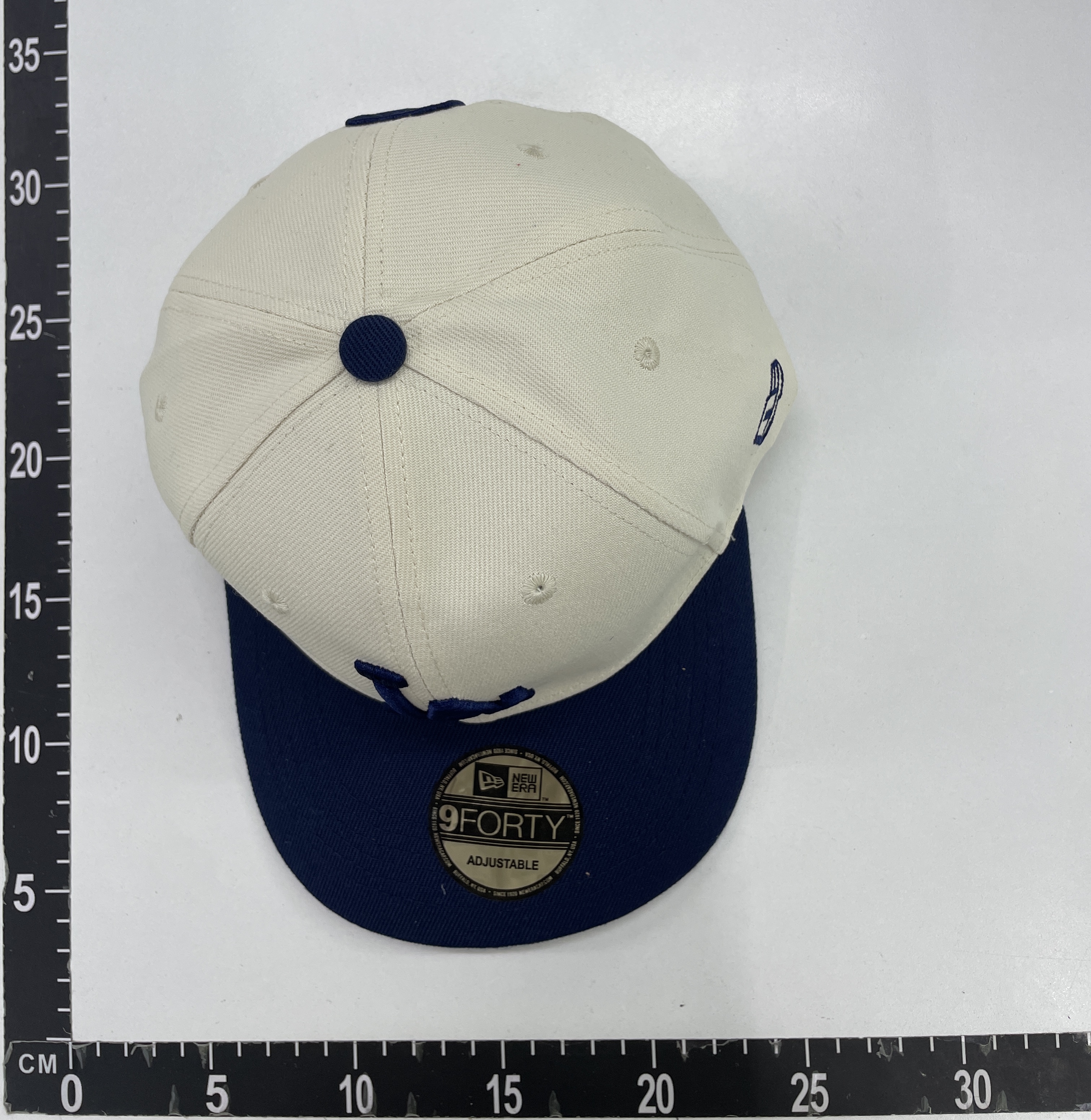 Cap QC photo 1 of 93