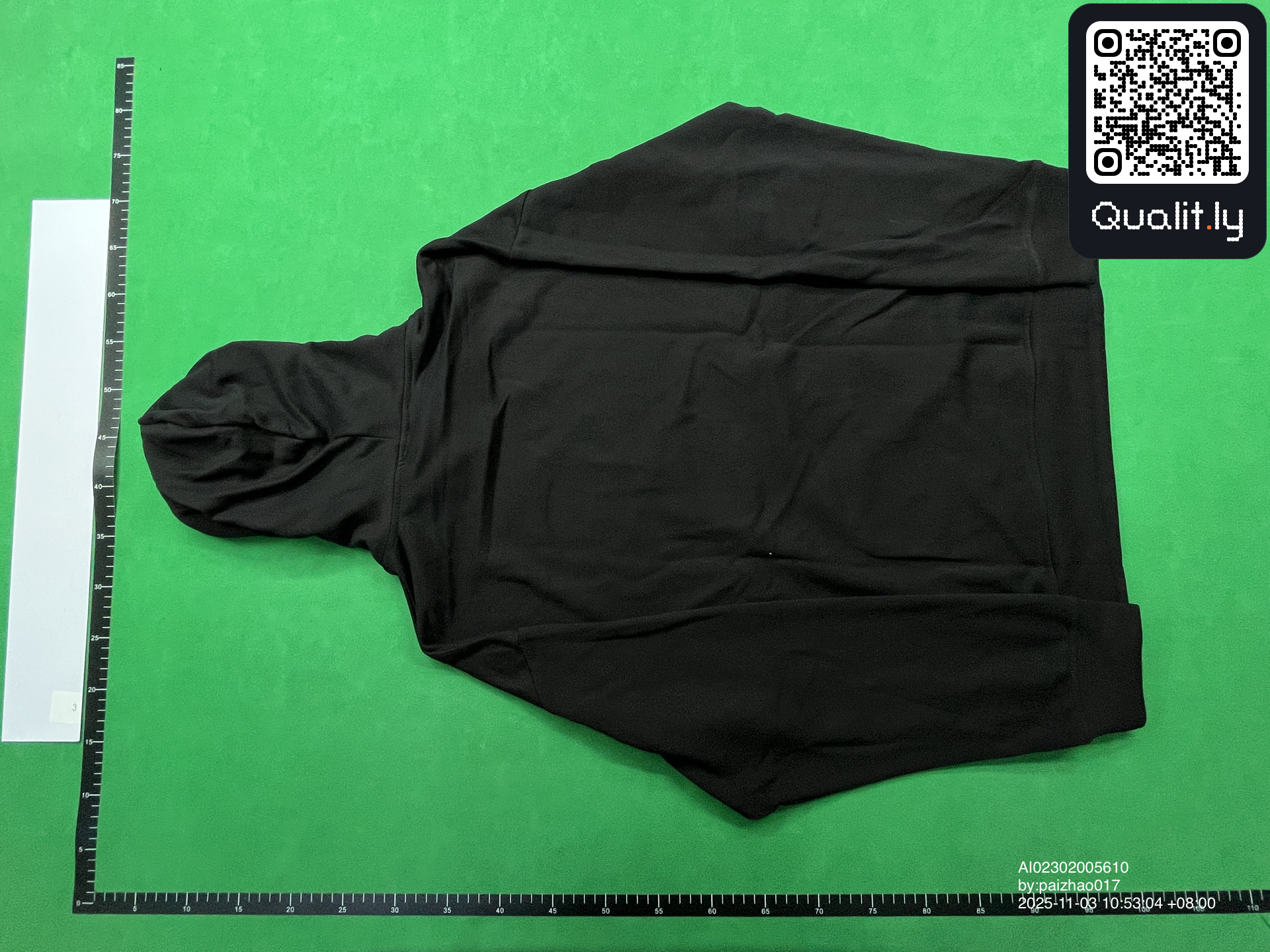 Hoodie — QC-foto 2 van 4