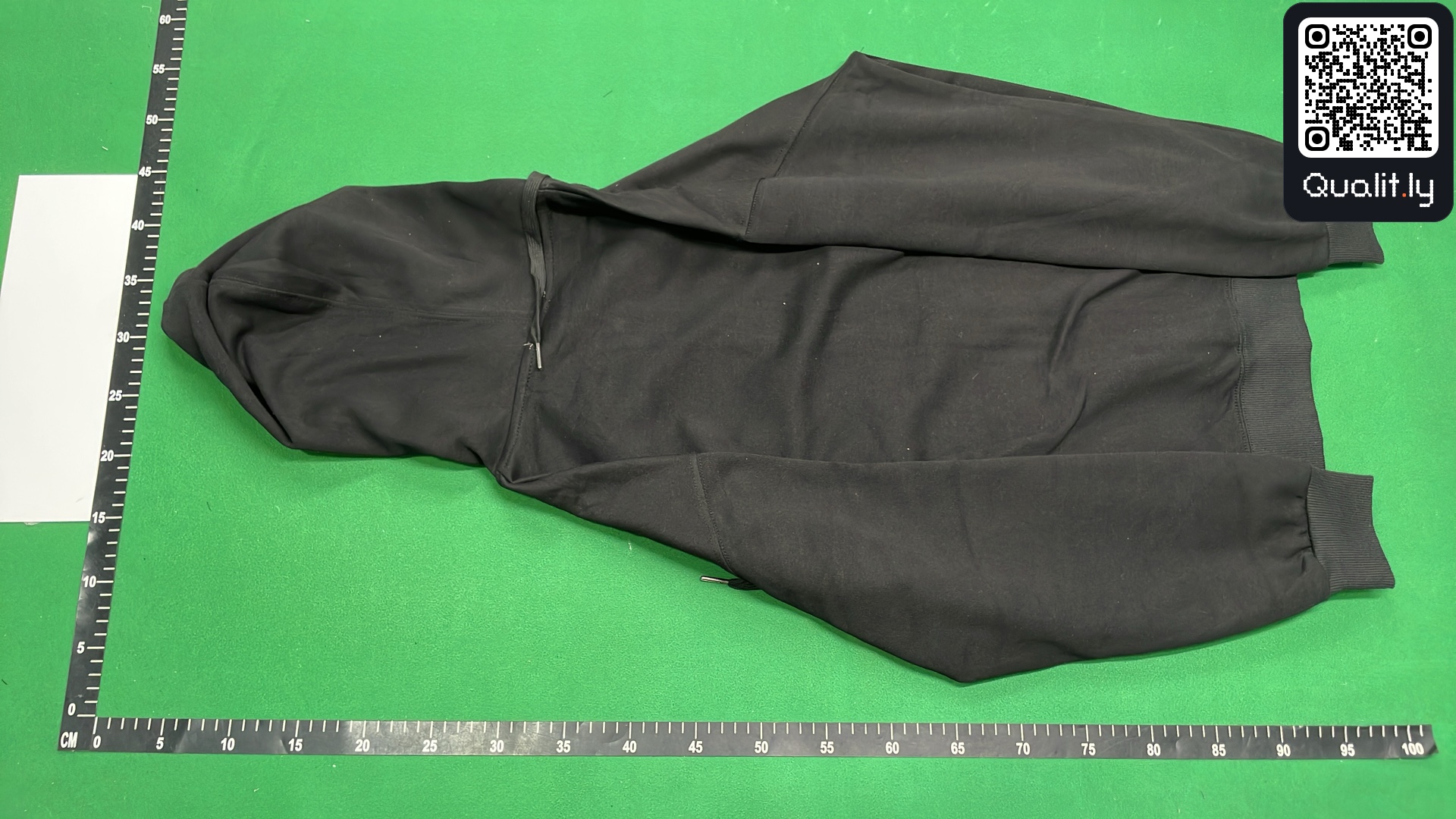 Hoodie QC photo 3 of 4