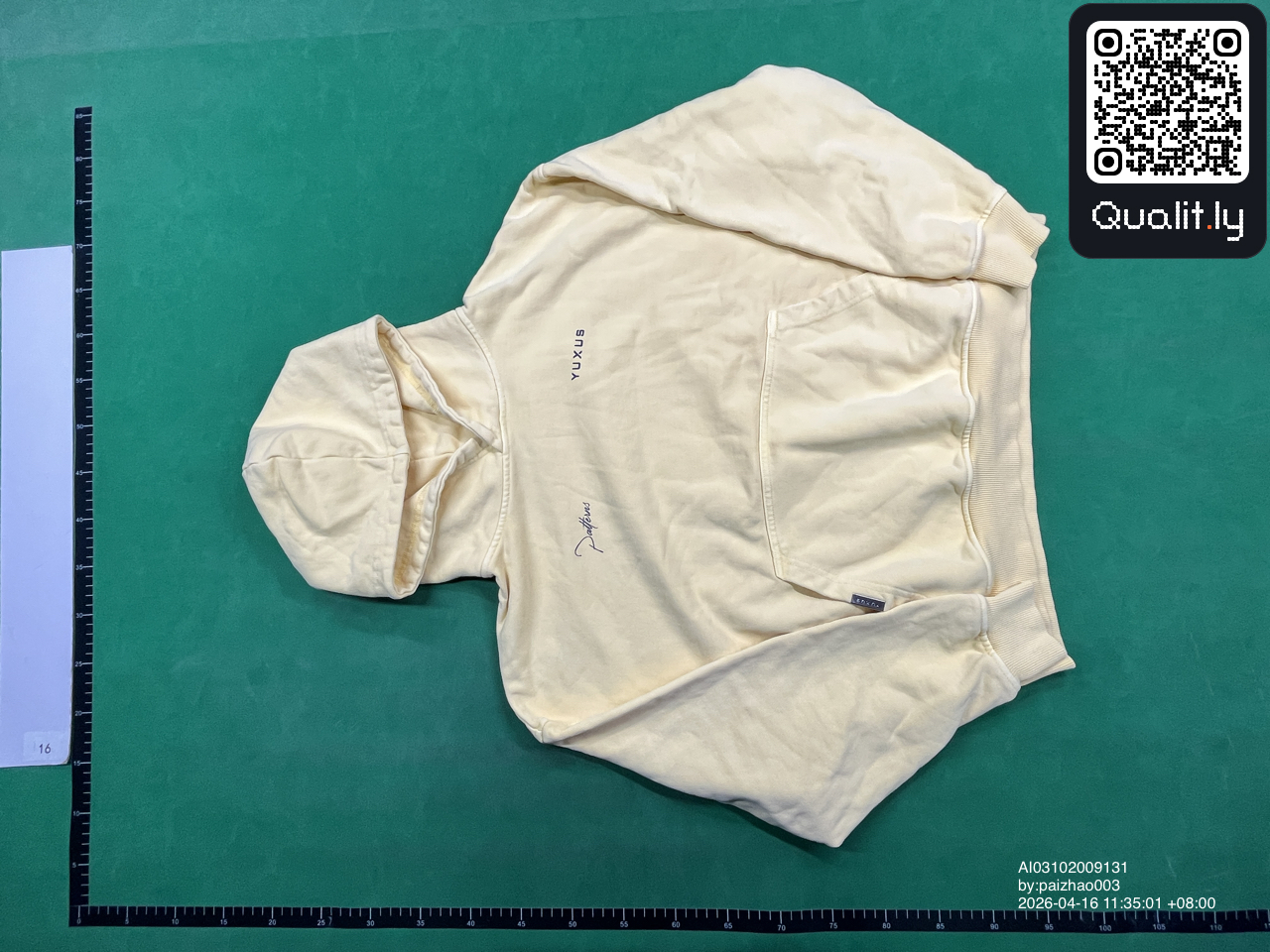 Bluza z kapturem — zdjęcie QC 3 z 8