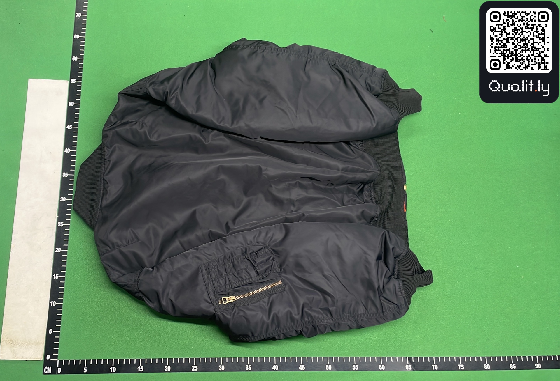 Jacket QC photo 3 of 4