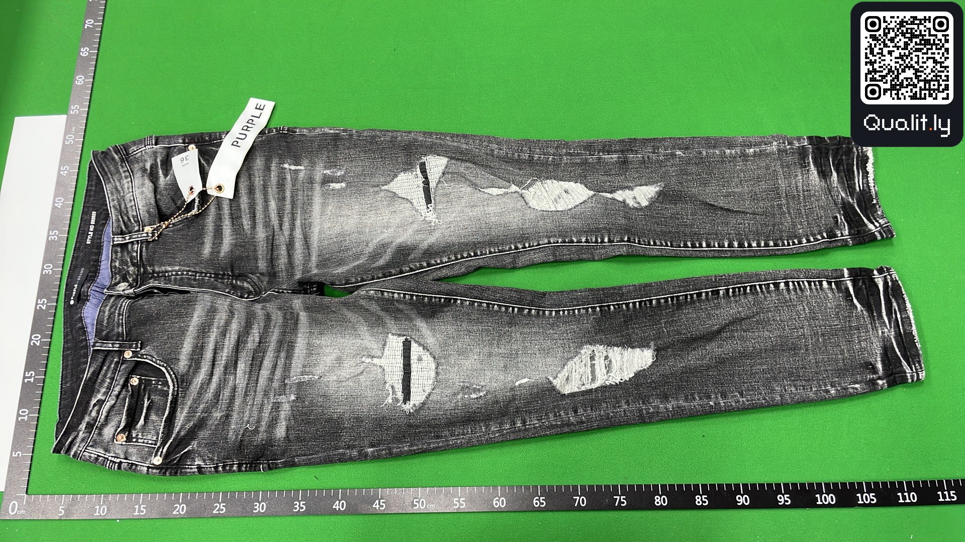 Jeansy — zdjęcie QC 2 z 8