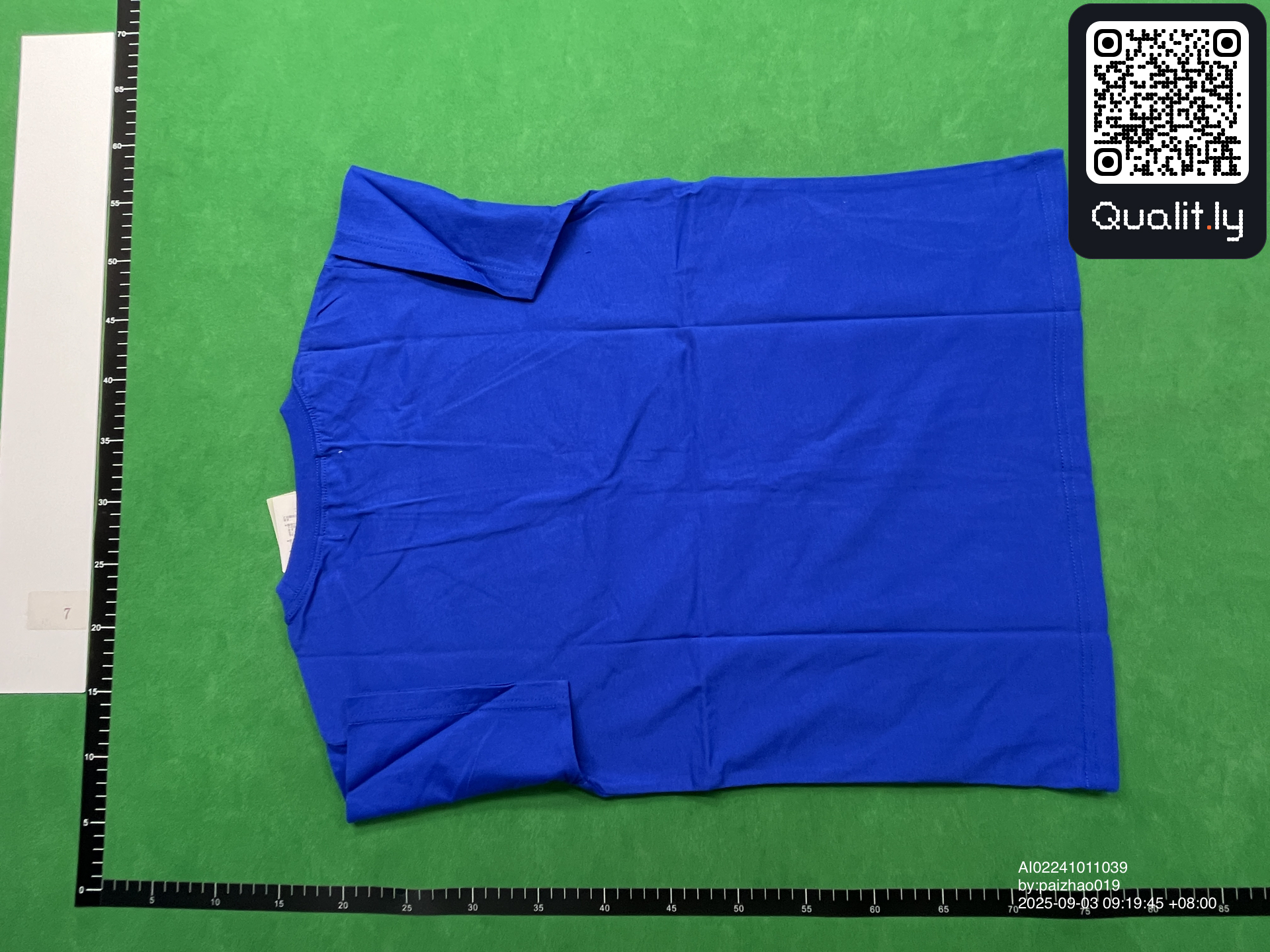 T恤 QC 照片 2 / 4