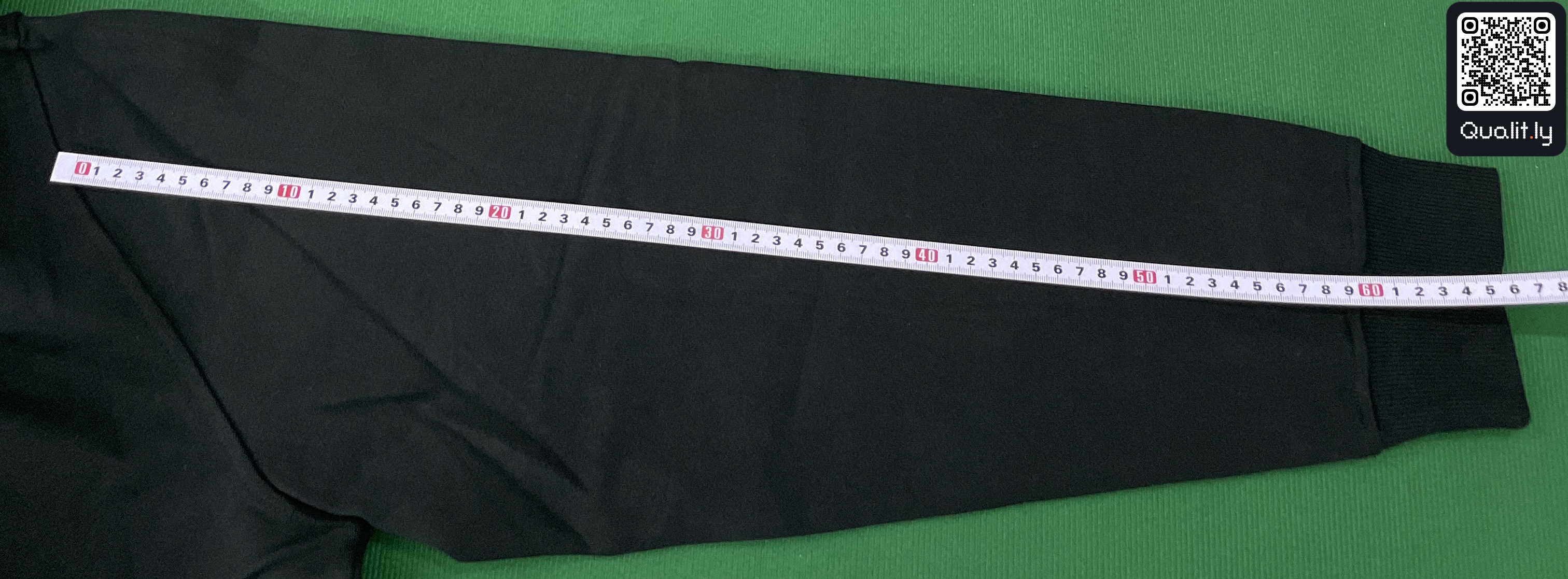 Hoodie — QC-Foto 3 von 60