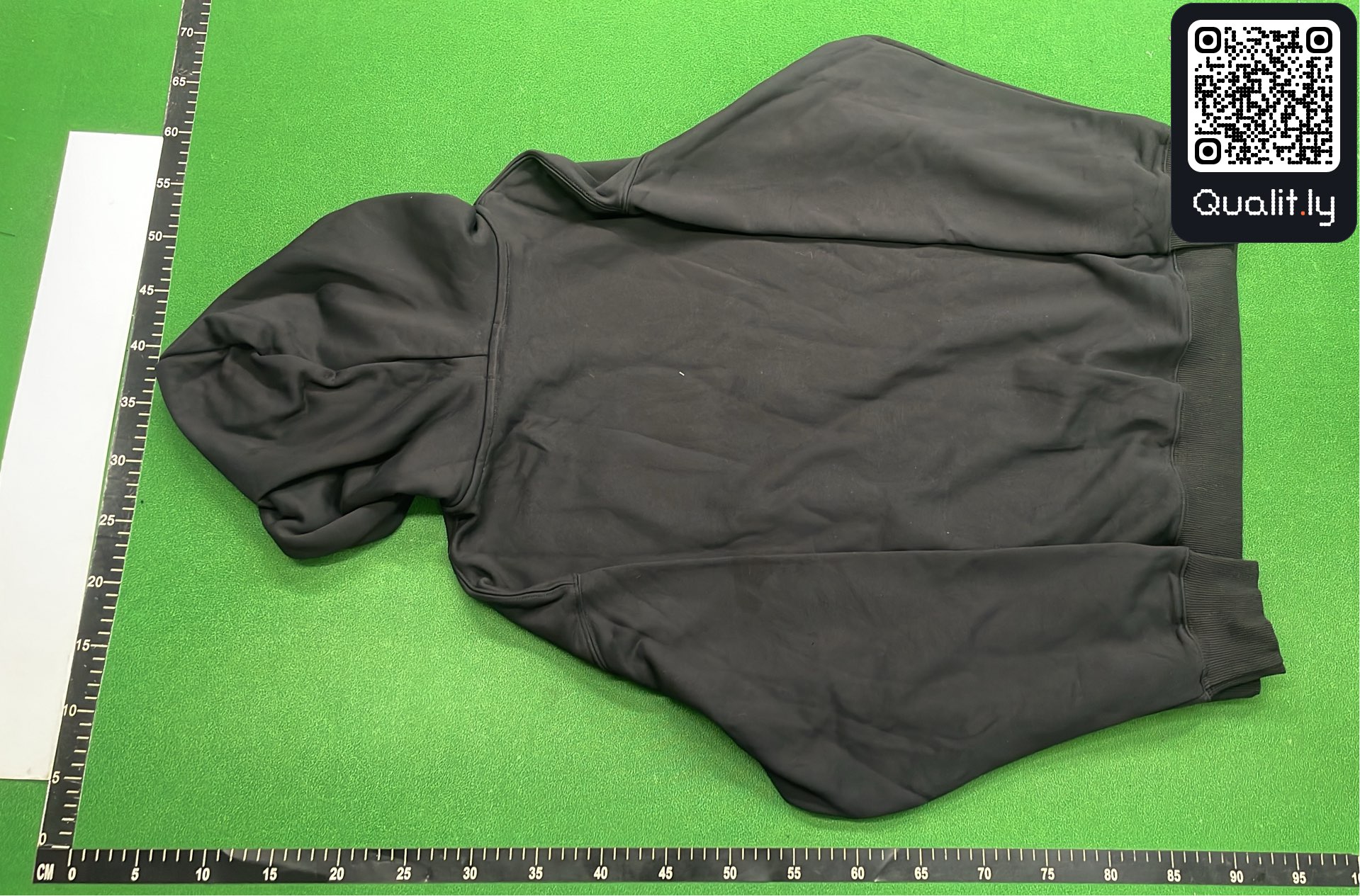 Sweat à capuche — photo QC 3 sur 4