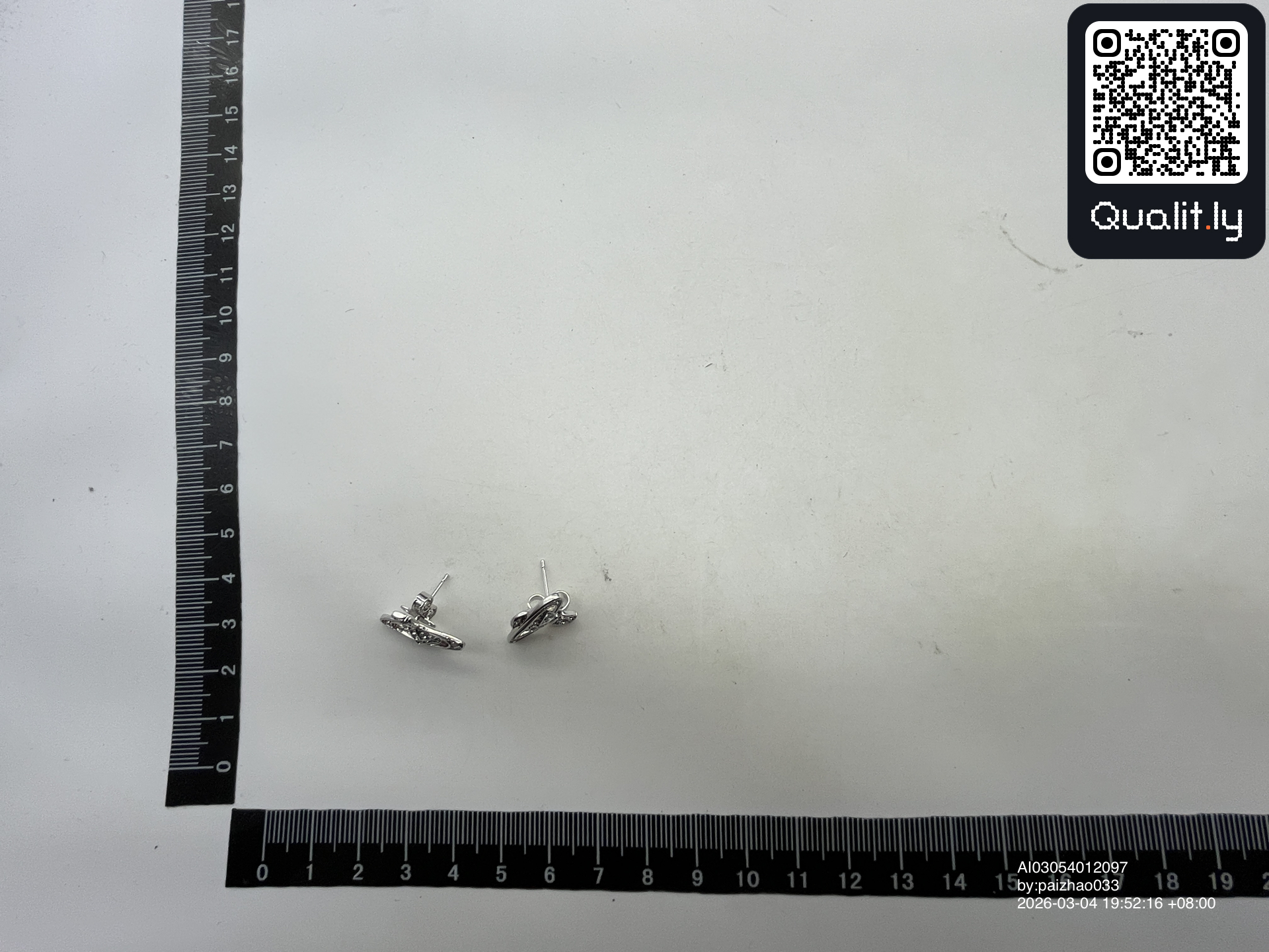 QC photo 1 of 3