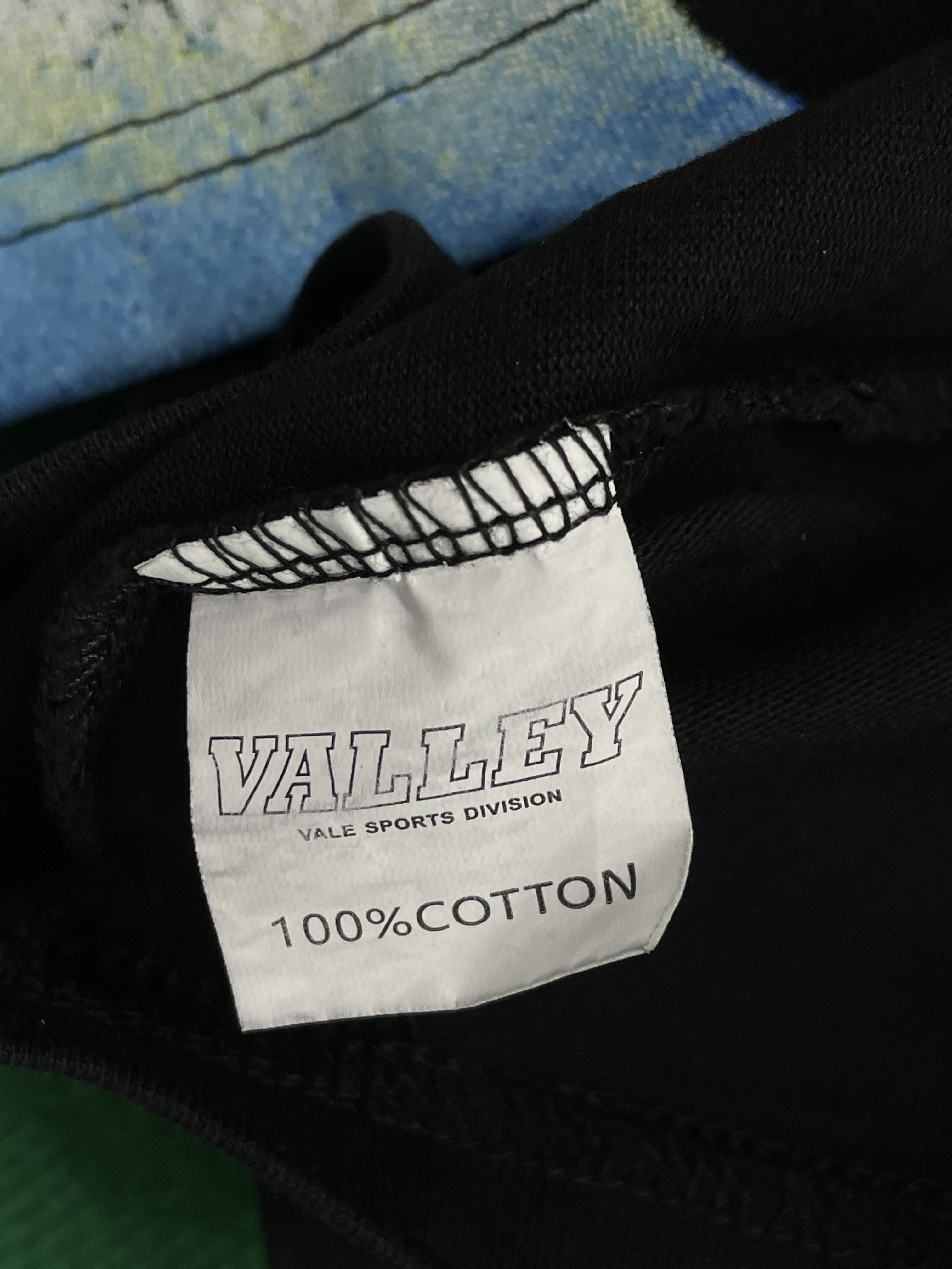 Hoodie QC photo 3 of 17