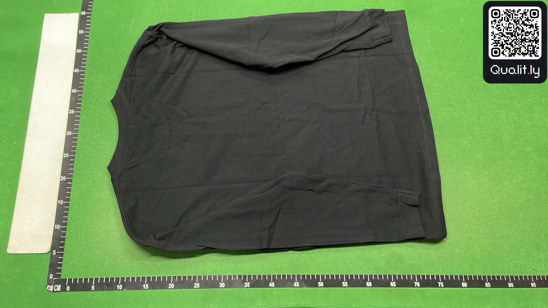 T-shirt — photo QC 3 sur 8