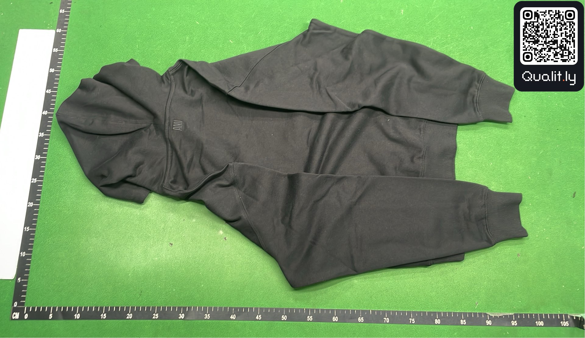 Hoodie — QC-foto 3 van 46