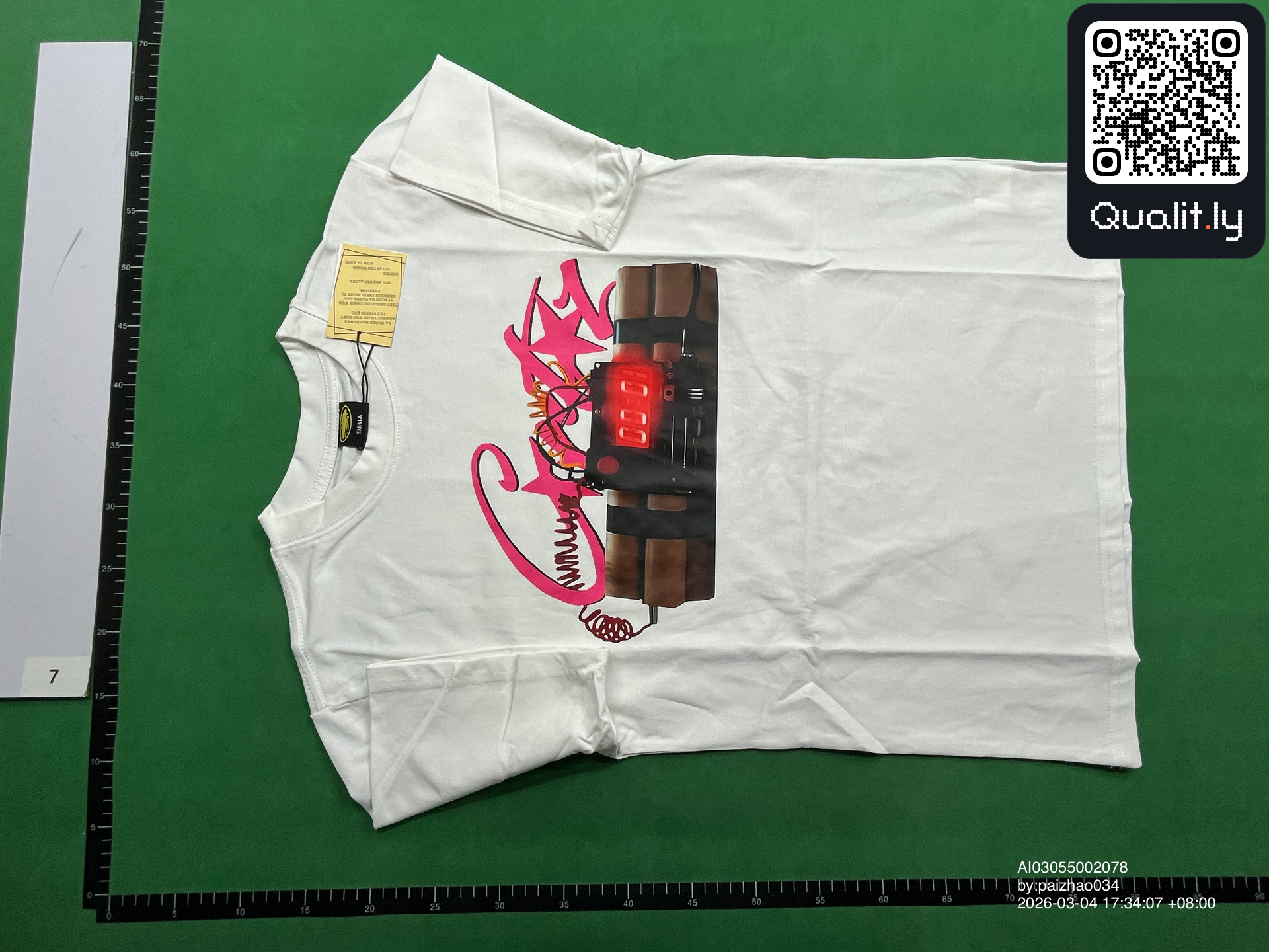 T-shirt QC photo 3 of 50