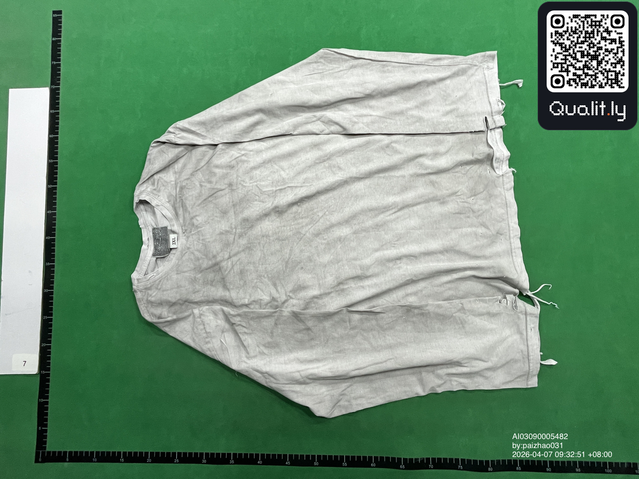 T-shirt QC photo 3 of 4
