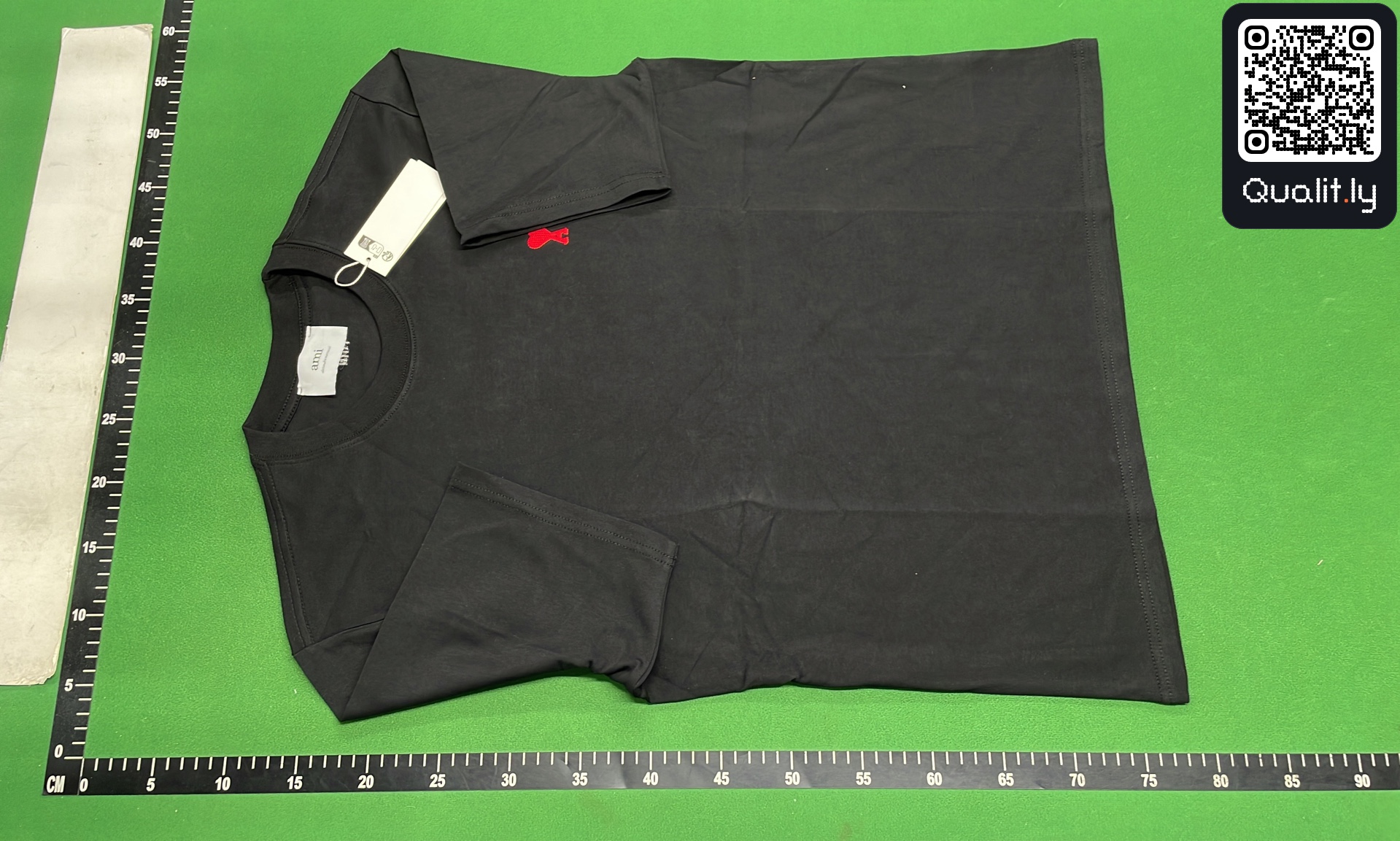 T-Shirt — QC-Foto 2 von 12