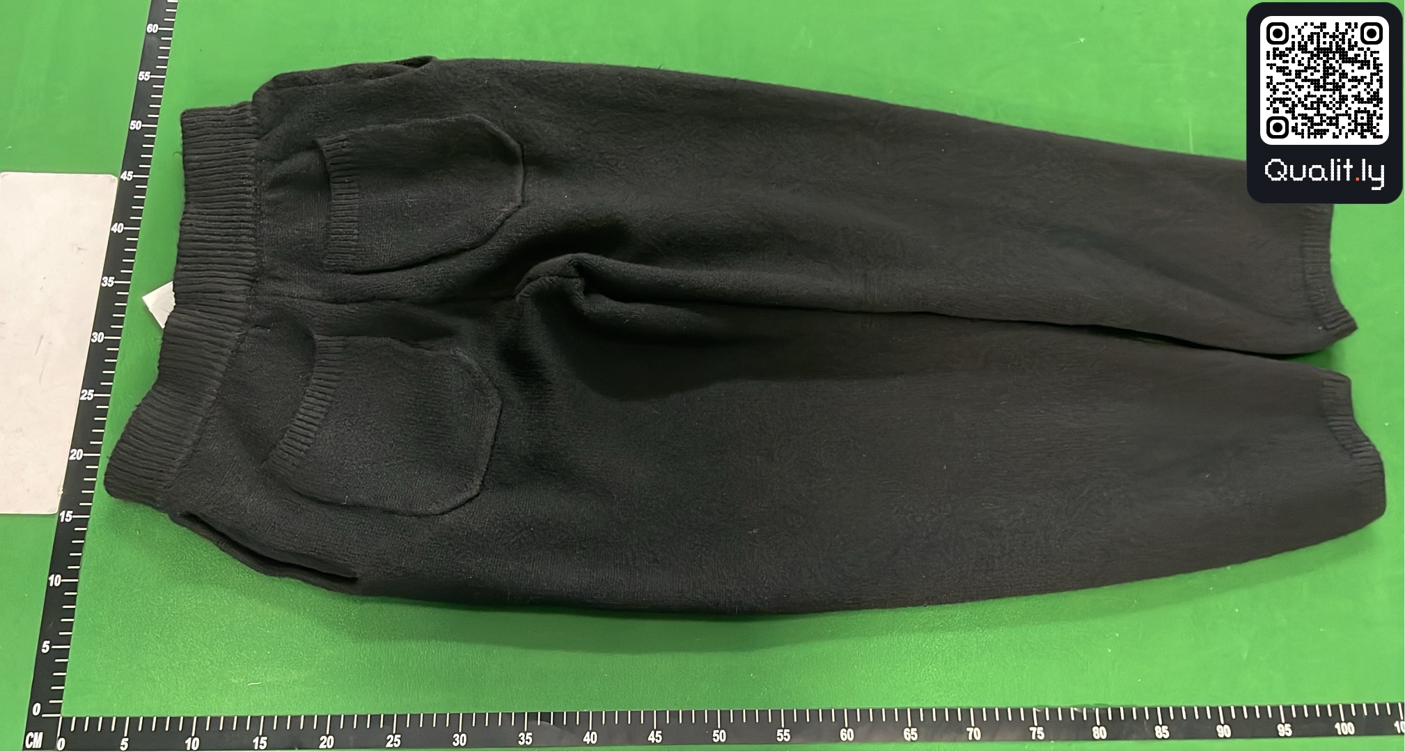 Pants QC photo 3 of 66