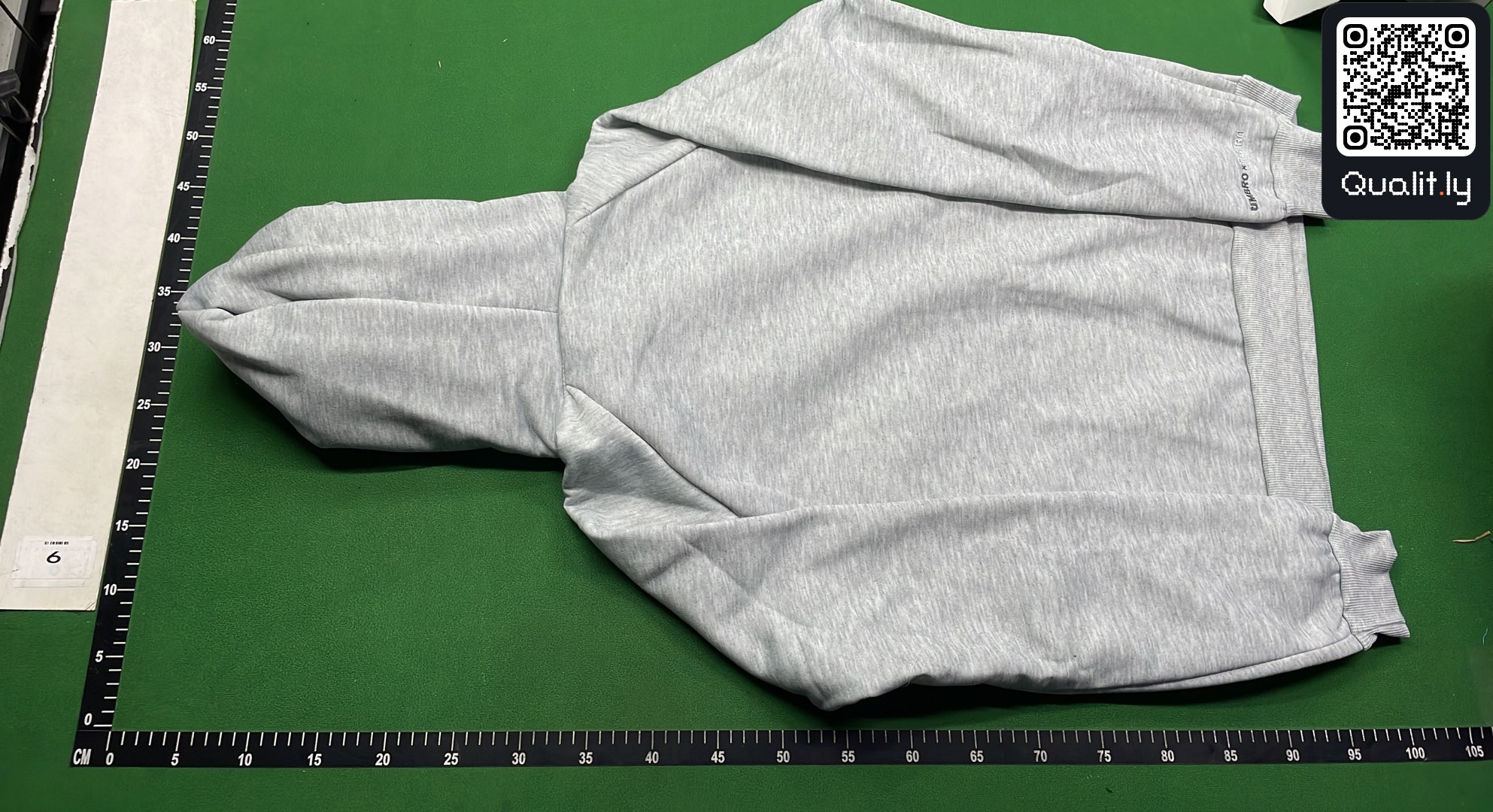 Pants QC photo 3 of 8