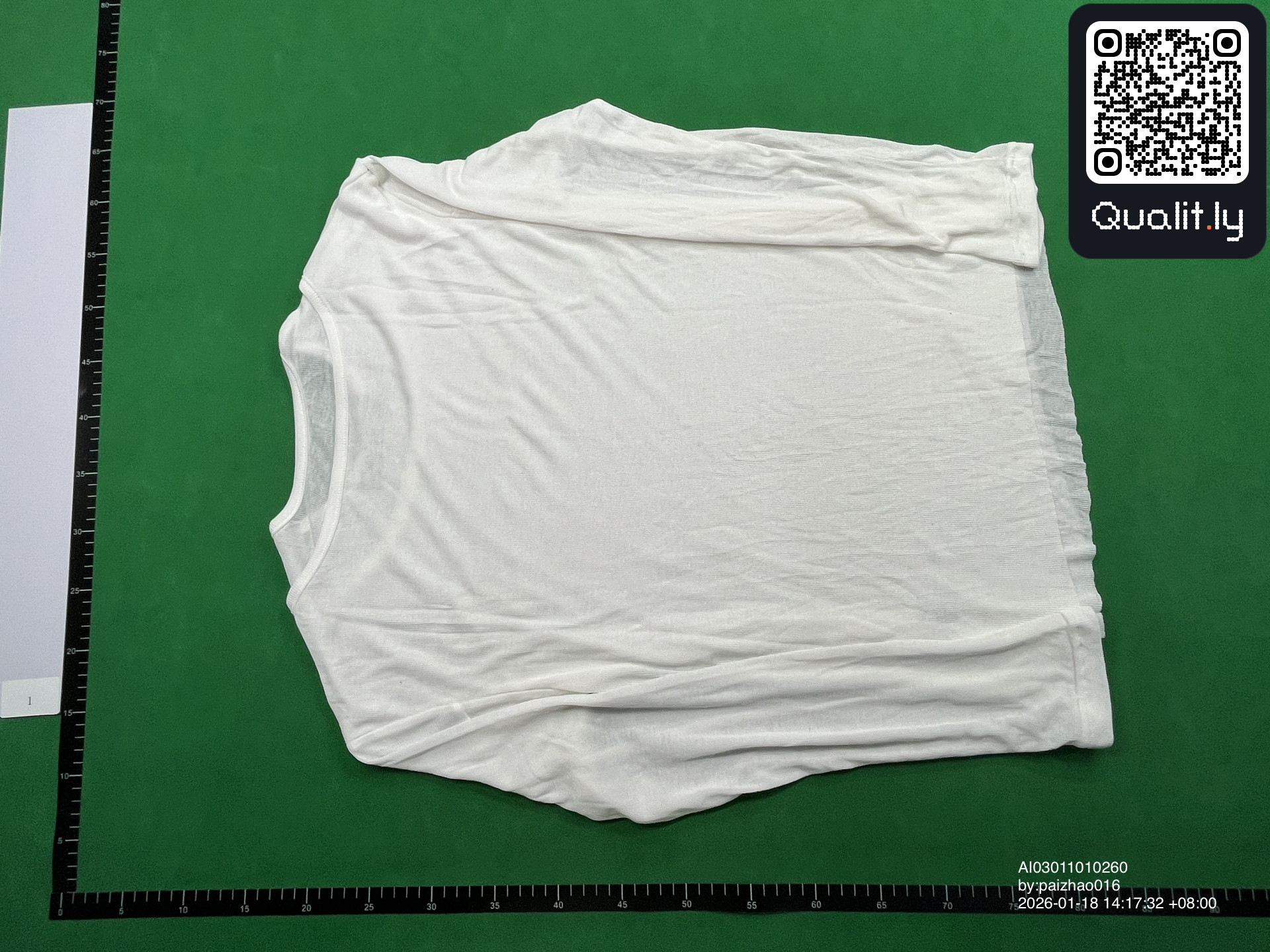 T-shirt — QC-foto 2 av 4