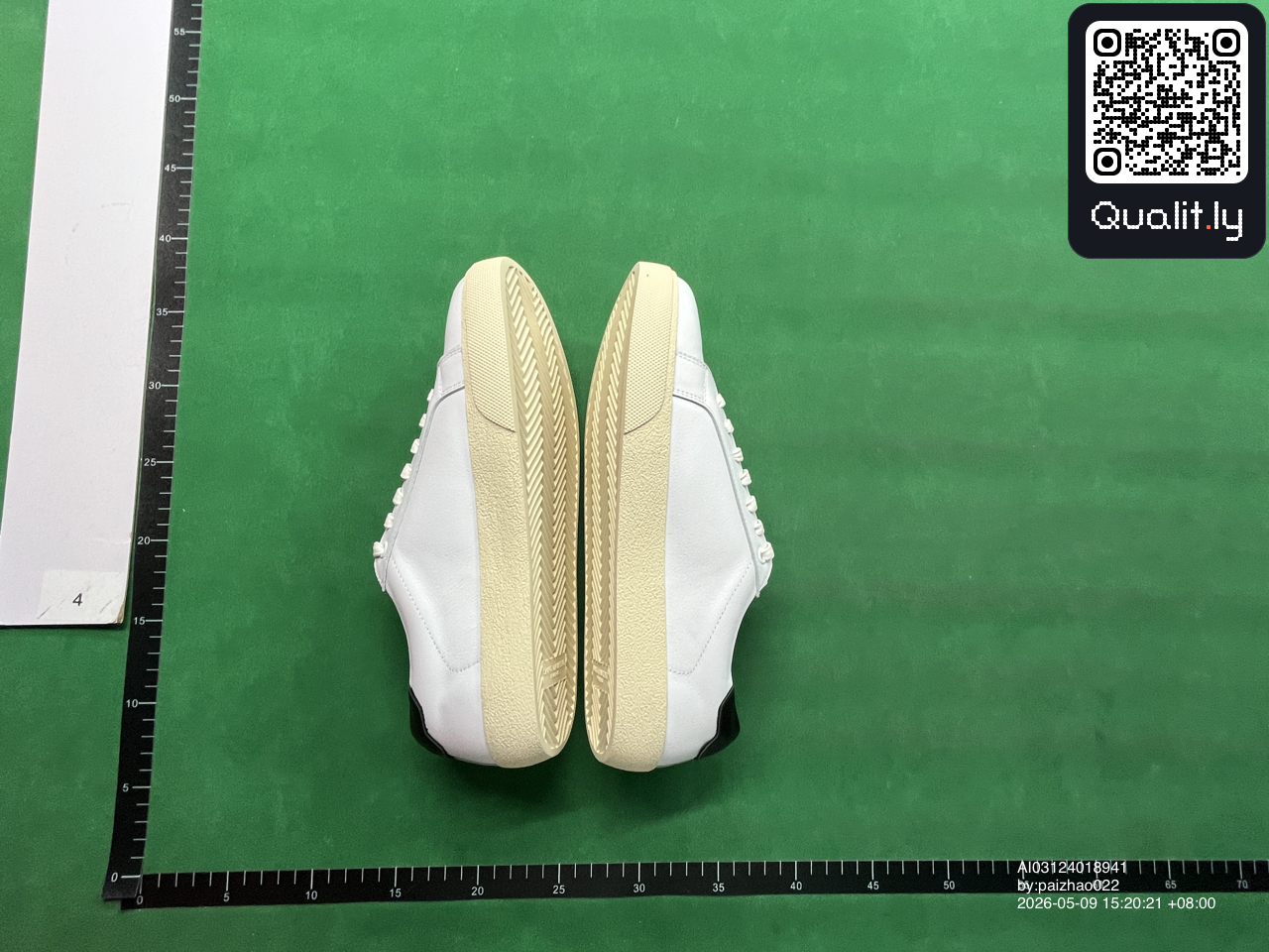 Sneakers — QC-foto 3 van 64