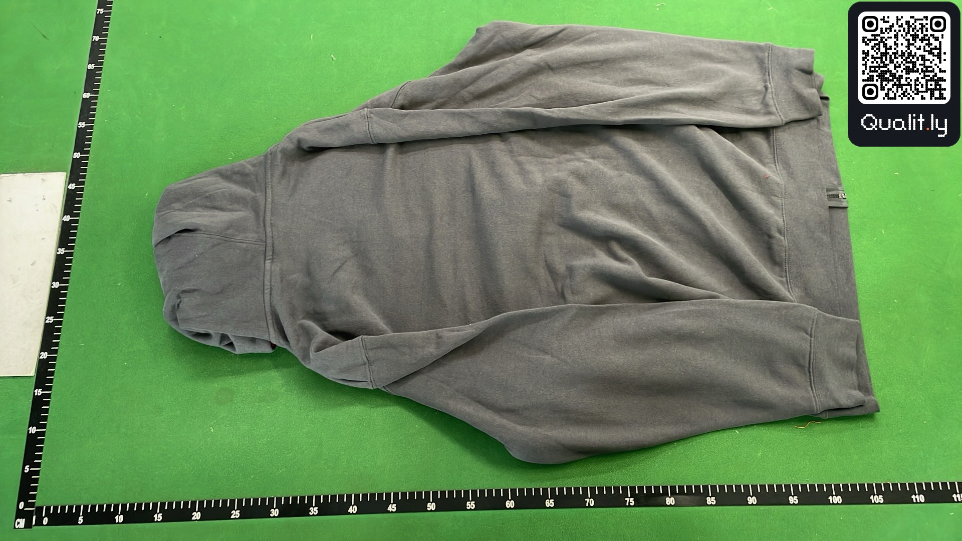 Hoodie QC photo 3 of 4