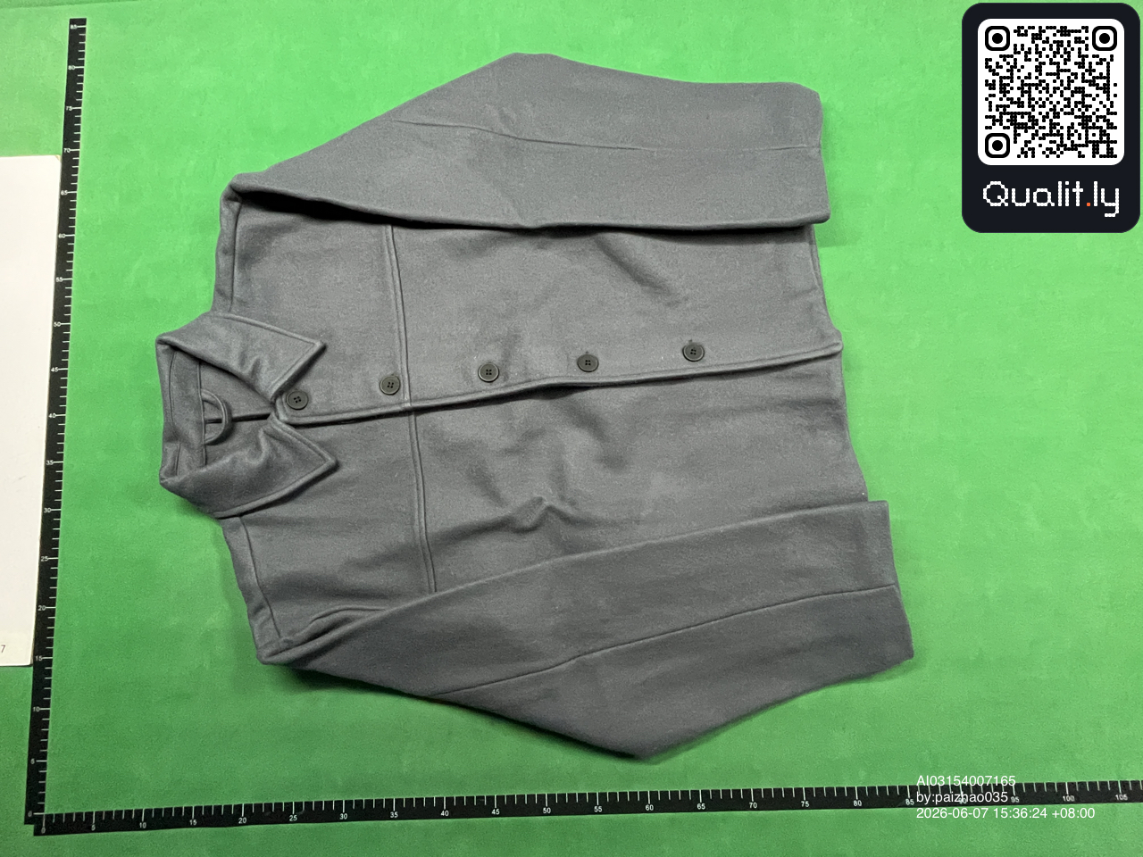 Chaqueta — foto QC 3 de 8