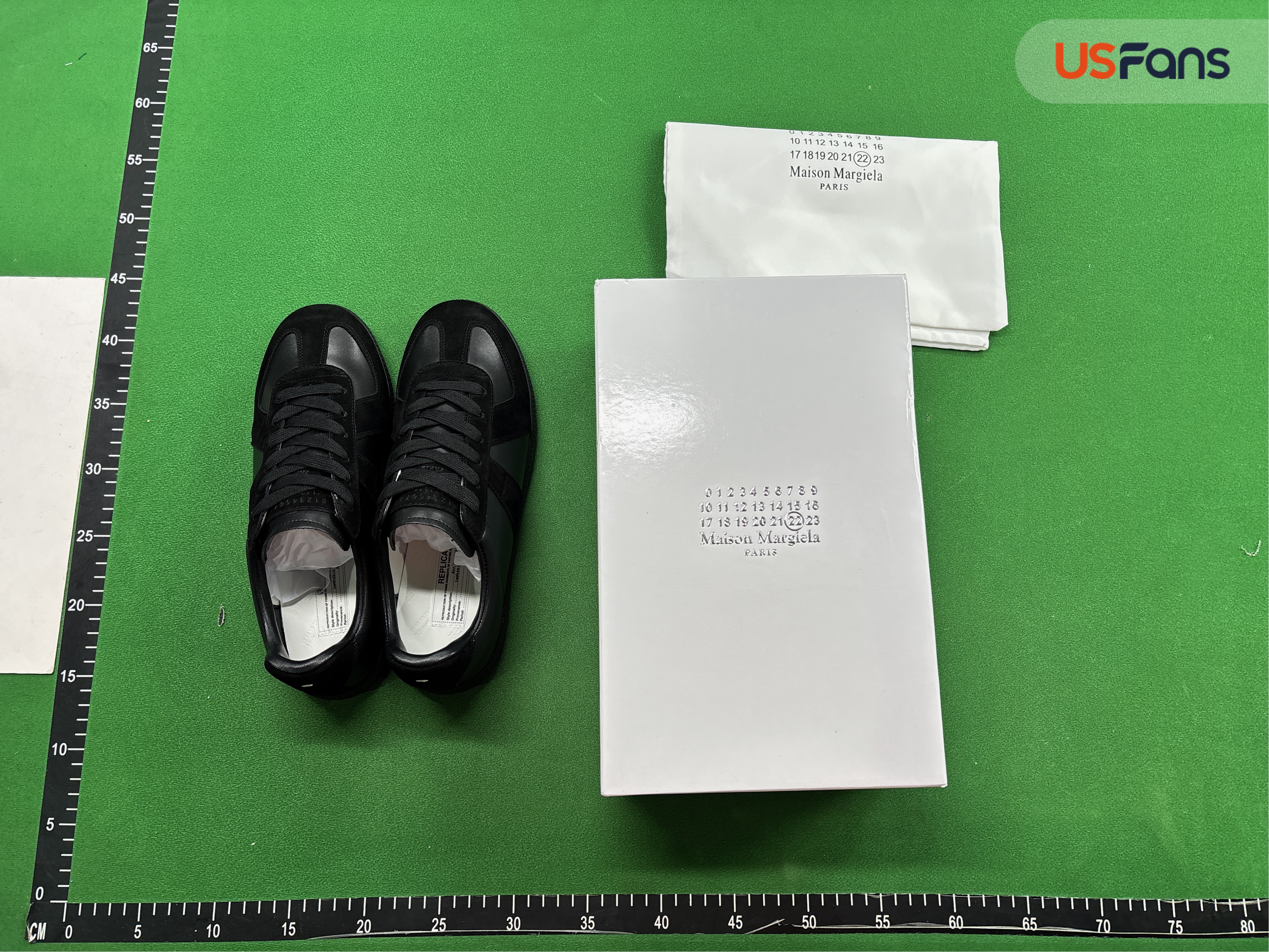 Sneakers QC photo 1 of 6